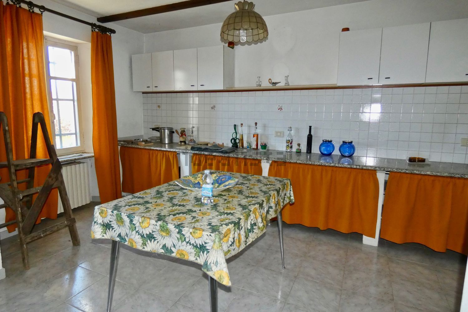 Itaalia, 3 Bedrooms Bedrooms, 12 Rooms Rooms,1 VannitubaVannitoad,Villa,Sale,1058