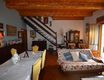 Itaalia, 10 Rooms Rooms,2 VannitoadVannitoad,Villa,Sale,1096