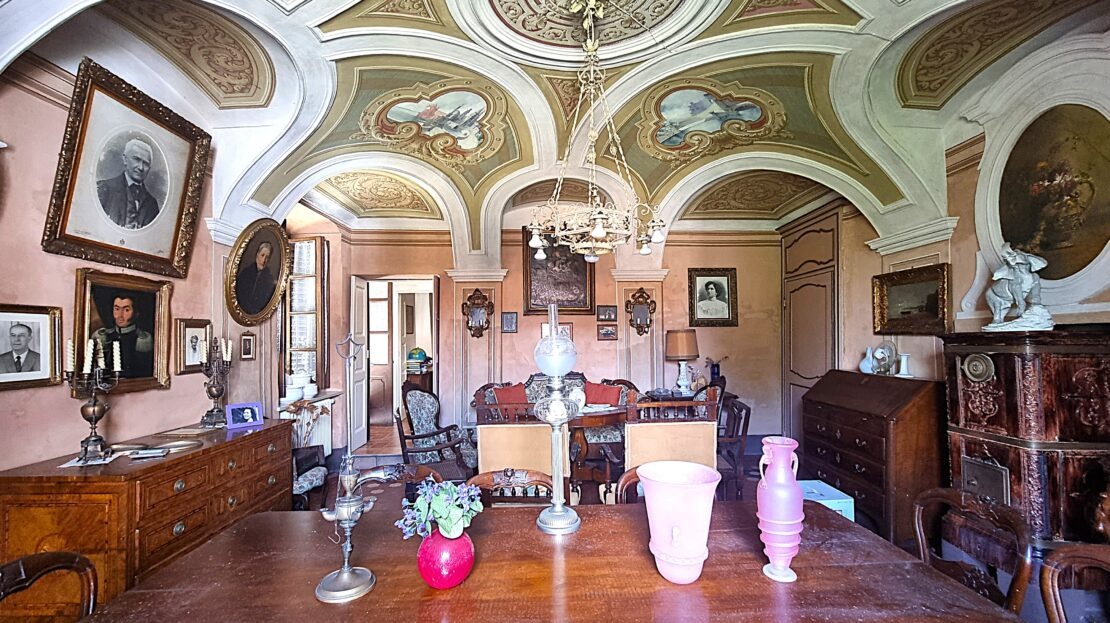 Itaalia, 6 Bedrooms Bedrooms, 26 Rooms Rooms,4 VannitoadVannitoad,Villa,Sale,1100