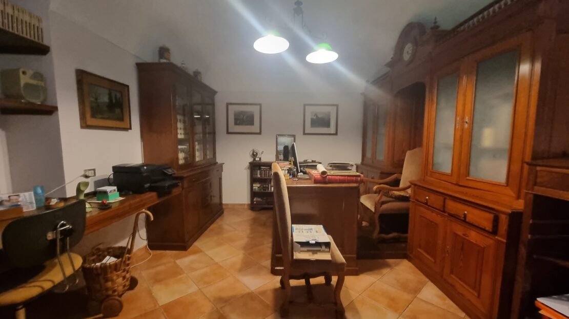 Itaalia, 6 Bedrooms Bedrooms, 26 Rooms Rooms,4 VannitoadVannitoad,Villa,Sale,1100