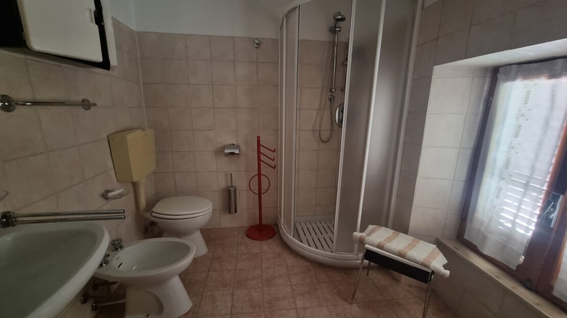 Itaalia, 6 Bedrooms Bedrooms, 26 Rooms Rooms,4 VannitoadVannitoad,Villa,Sale,1100
