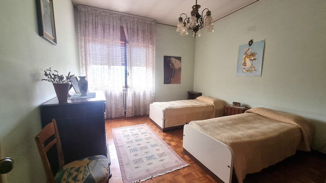 Itaalia, 3 Bedrooms Bedrooms, 8 Rooms Rooms,2 VannitoadVannitoad,Villa,Sale,1101