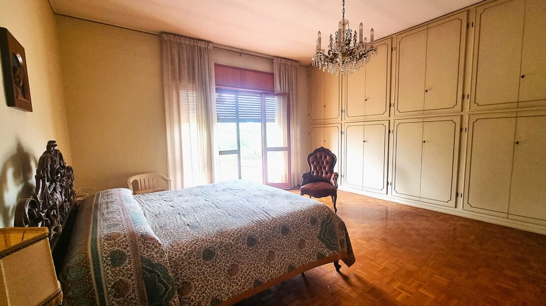 Itaalia, 3 Bedrooms Bedrooms, 8 Rooms Rooms,2 VannitoadVannitoad,Villa,Sale,1101