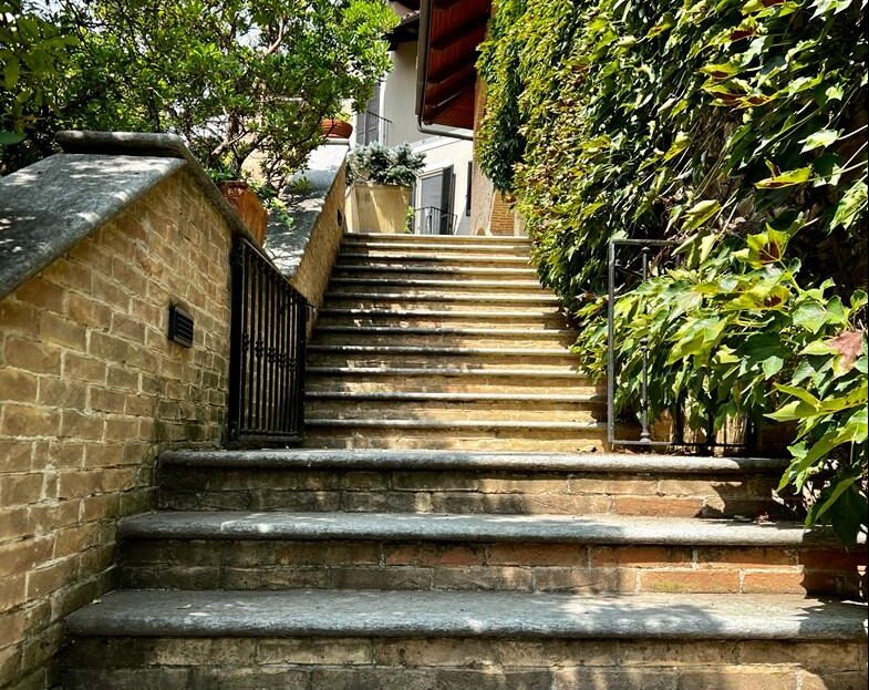 Itaalia, 6 Bedrooms Bedrooms, 16 Rooms Rooms,6 VannitoadVannitoad,Villa,Sale,1102