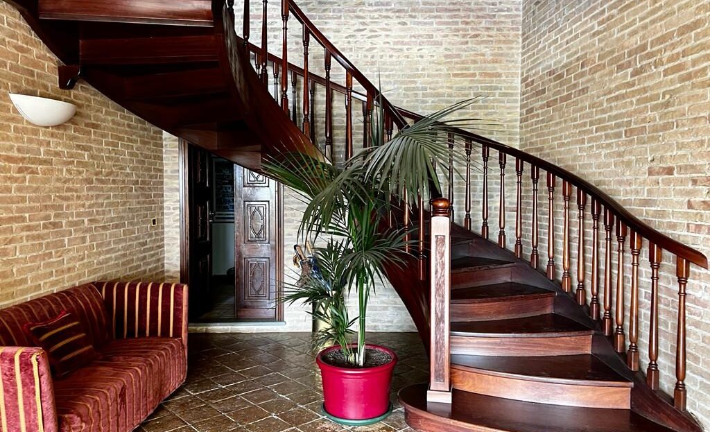 Itaalia, 6 Bedrooms Bedrooms, 16 Rooms Rooms,6 VannitoadVannitoad,Villa,Sale,1102