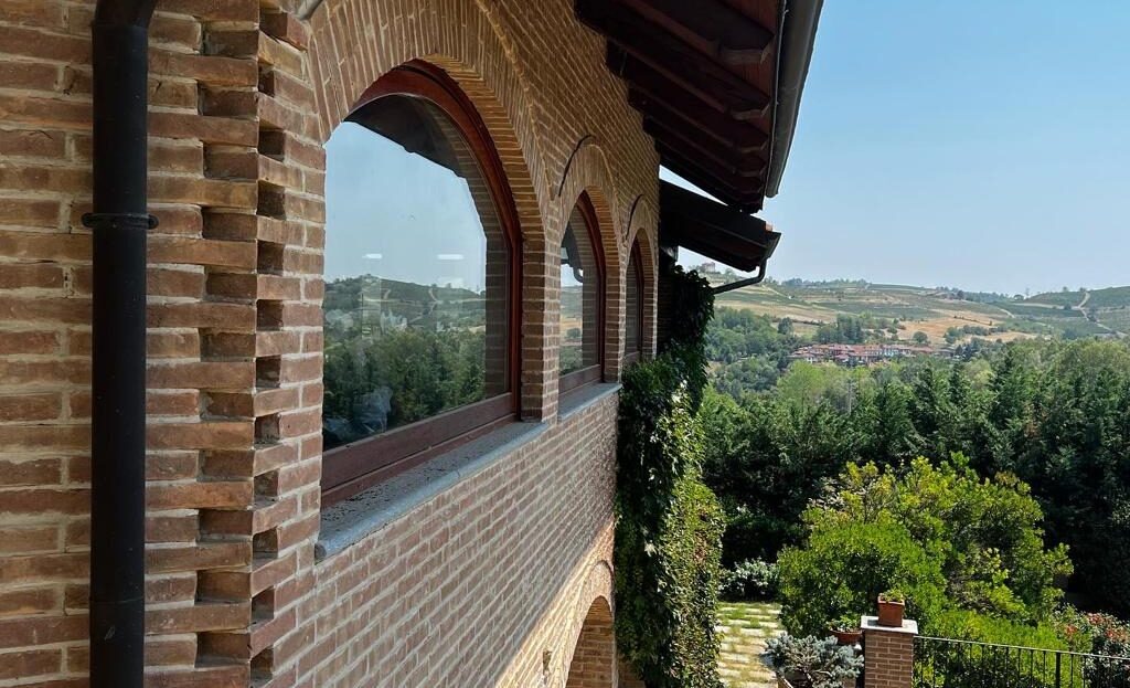 Itaalia, 6 Bedrooms Bedrooms, 16 Rooms Rooms,6 VannitoadVannitoad,Villa,Sale,1102