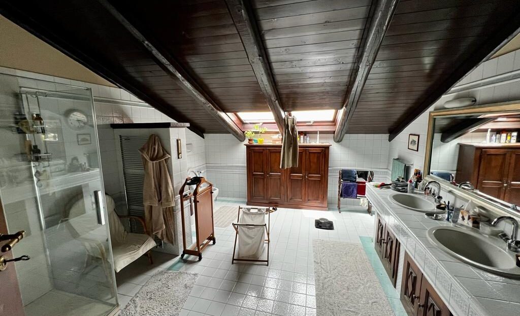 Itaalia, 6 Bedrooms Bedrooms, 16 Rooms Rooms,6 VannitoadVannitoad,Villa,Sale,1102