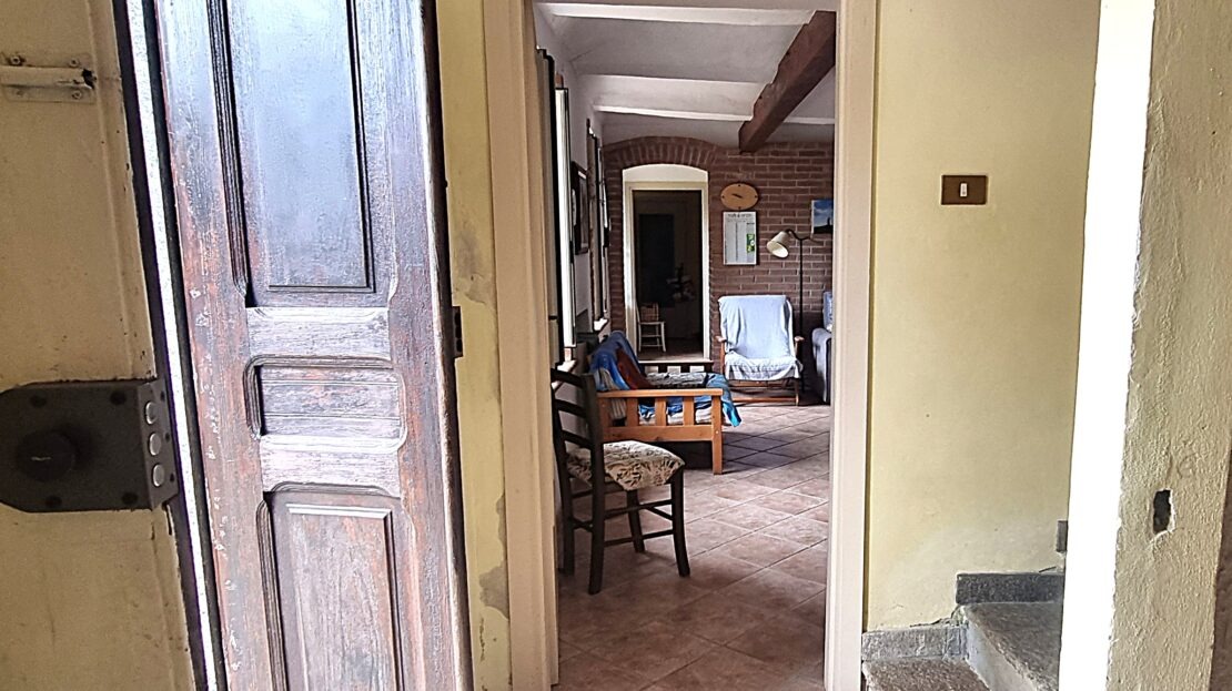 Itaalia, 3 Bedrooms Bedrooms, 8 Rooms Rooms,2 VannitoadVannitoad,Villa,Sale,1103