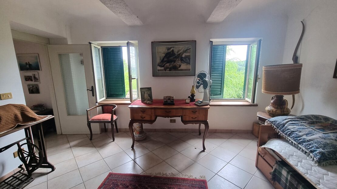 Itaalia, 3 Bedrooms Bedrooms, 8 Rooms Rooms,2 VannitoadVannitoad,Villa,Sale,1103