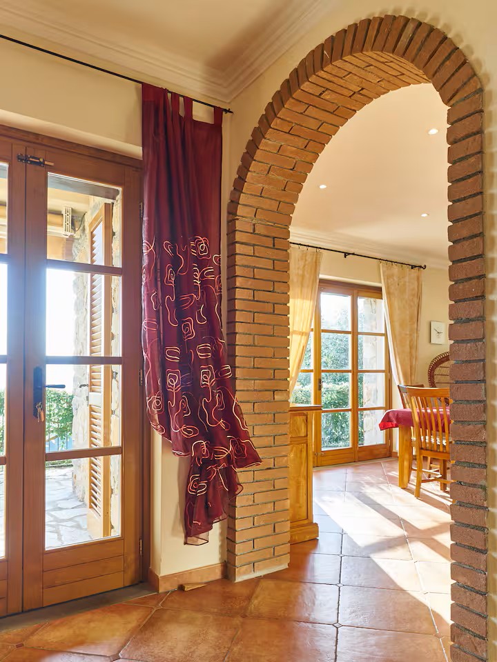 Itaalia, 3 Bedrooms Bedrooms, 9 Rooms Rooms,4 VannitoadVannitoad,Villa,Sale,1104