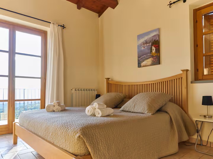 Itaalia, 3 Bedrooms Bedrooms, 9 Rooms Rooms,4 VannitoadVannitoad,Villa,Sale,1104