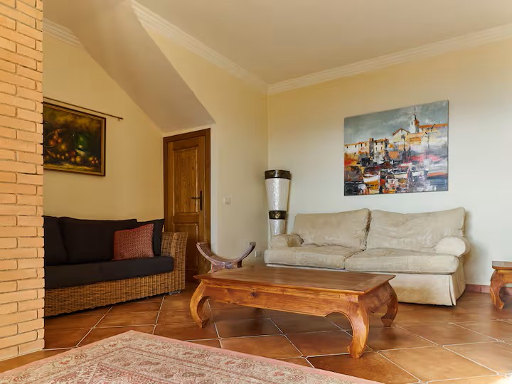 Itaalia, 3 Bedrooms Bedrooms, 9 Rooms Rooms,4 VannitoadVannitoad,Villa,Sale,1104