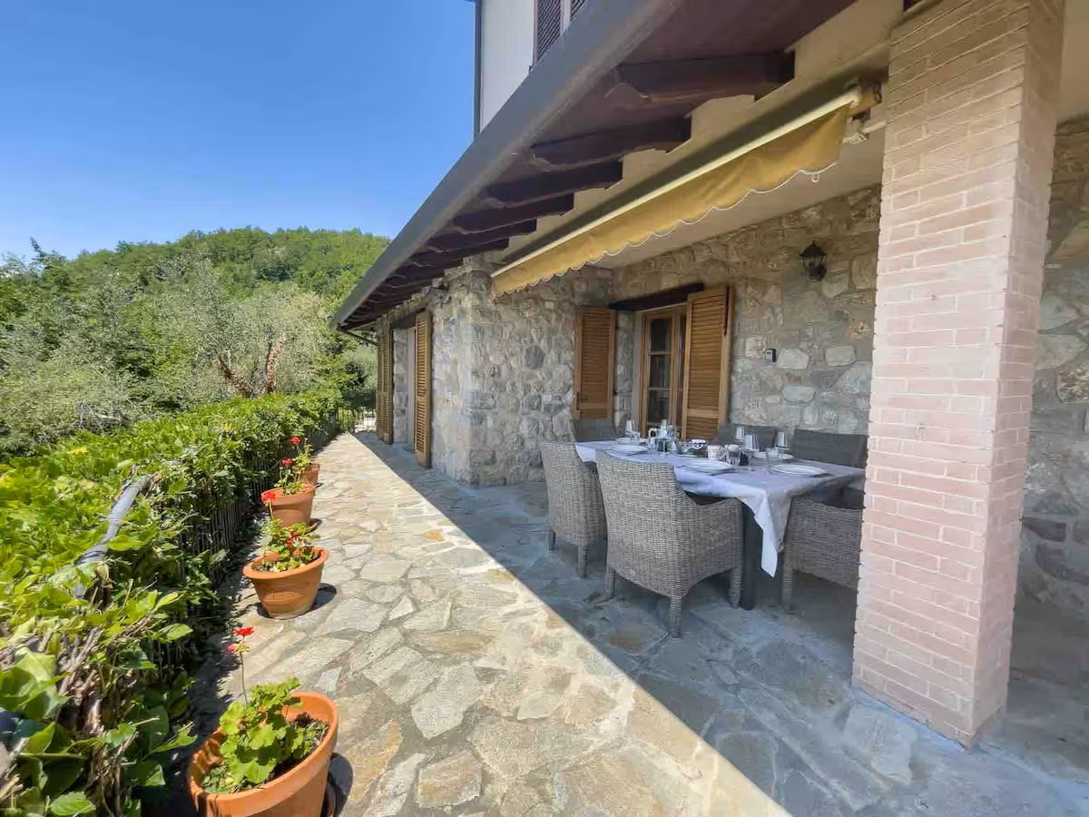 Itaalia, 3 Bedrooms Bedrooms, 9 Rooms Rooms,4 VannitoadVannitoad,Villa,Sale,1104