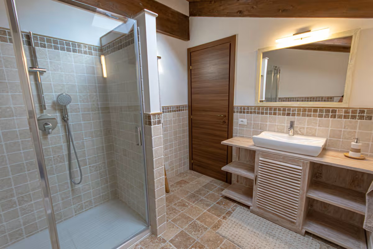 Montecurto, Itaalia, 3 Bedrooms Bedrooms, 7 Rooms Rooms,2 VannitoadVannitoad,Villa,Sale,1105