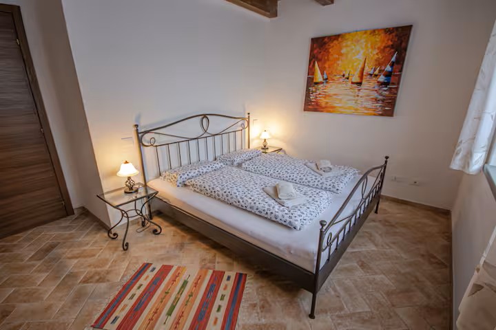 Montecurto, Itaalia, 3 Bedrooms Bedrooms, 7 Rooms Rooms,2 VannitoadVannitoad,Villa,Sale,1105