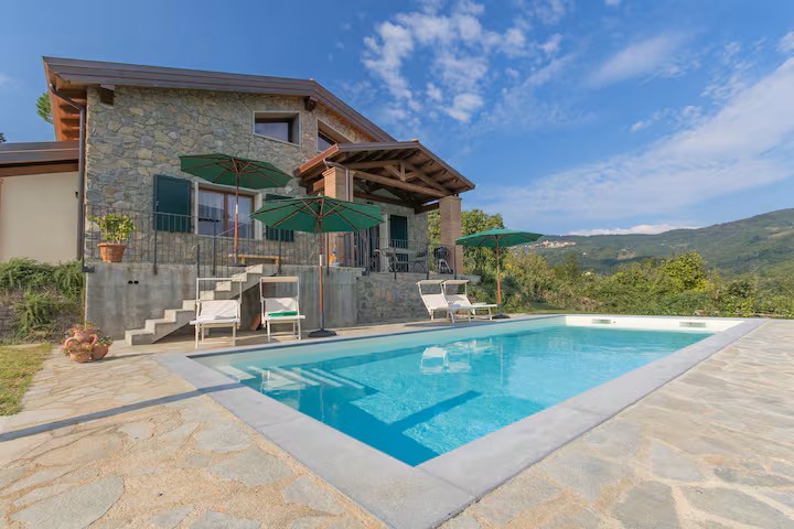 Montecurto, Itaalia, 3 Bedrooms Bedrooms, 7 Rooms Rooms,2 VannitoadVannitoad,Villa,Sale,1105