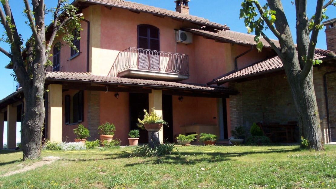 Itaalia, 3 Bedrooms Bedrooms, 8 Rooms Rooms,2 VannitoadVannitoad,Villa,Sale,1106