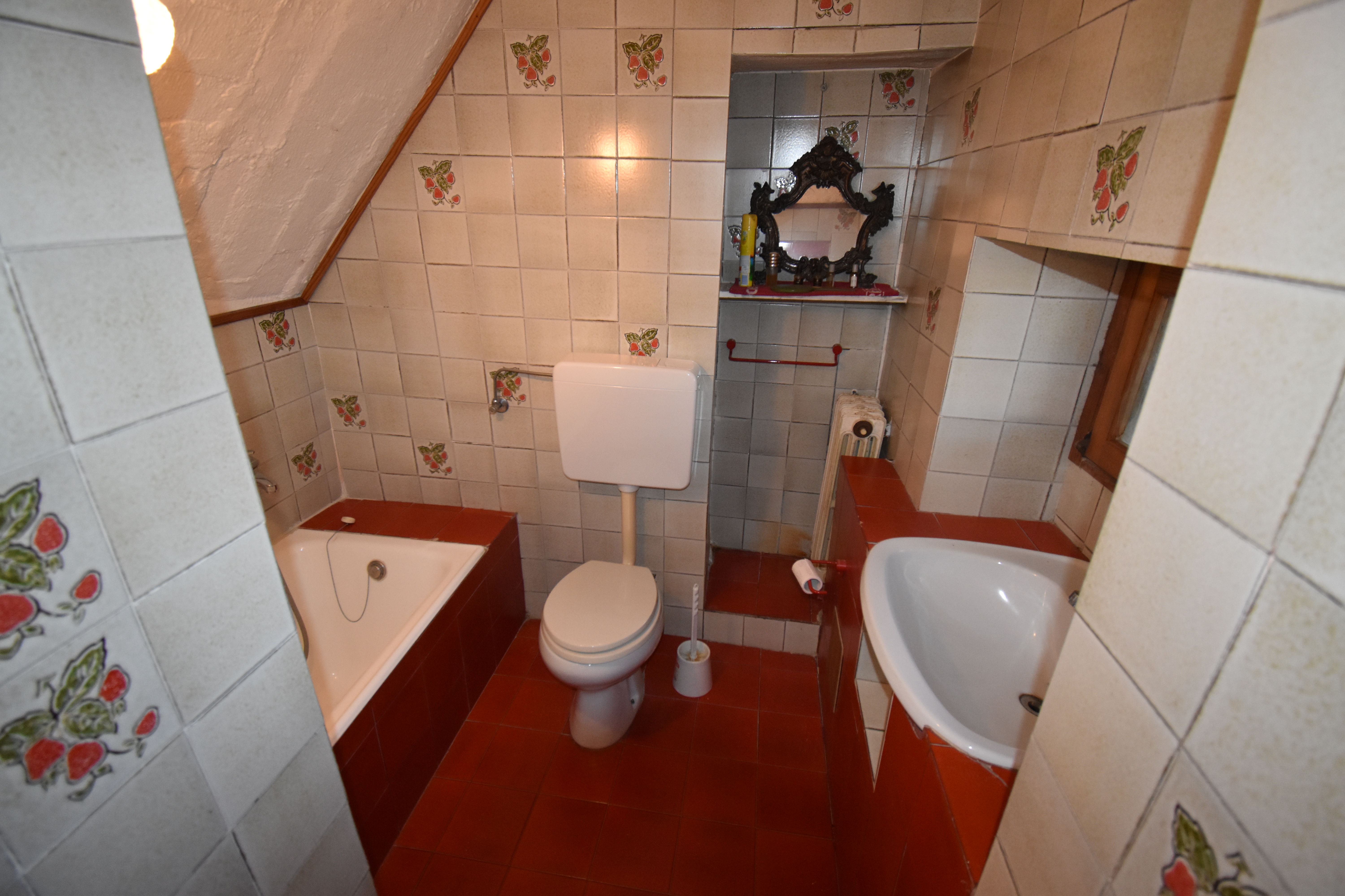 Agliano Terme, Itaalia, 10 Rooms Rooms,3 VannitoadVannitoad,Villa,Sale,1109