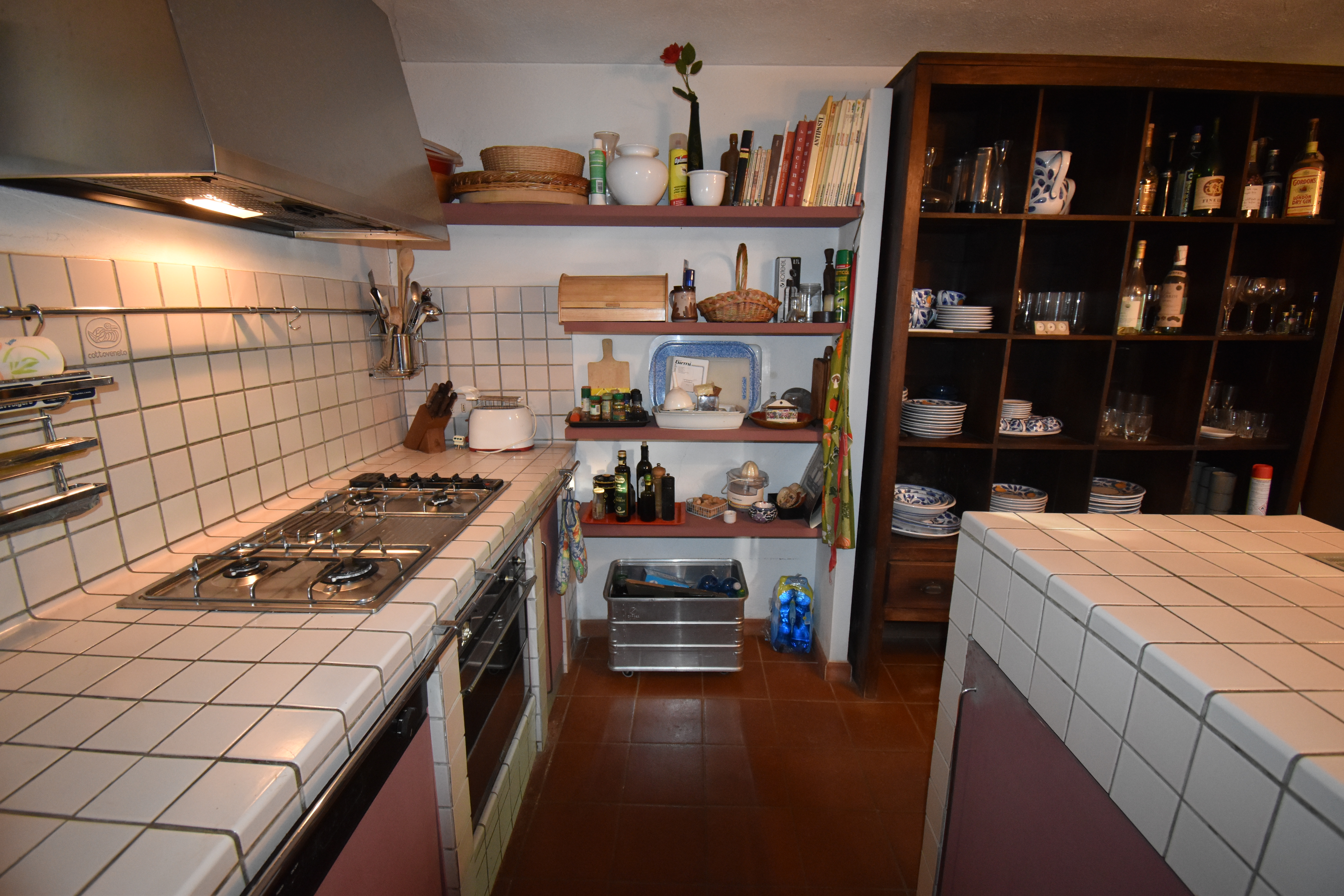 Agliano Terme, Itaalia, 10 Rooms Rooms,3 VannitoadVannitoad,Villa,Sale,1109