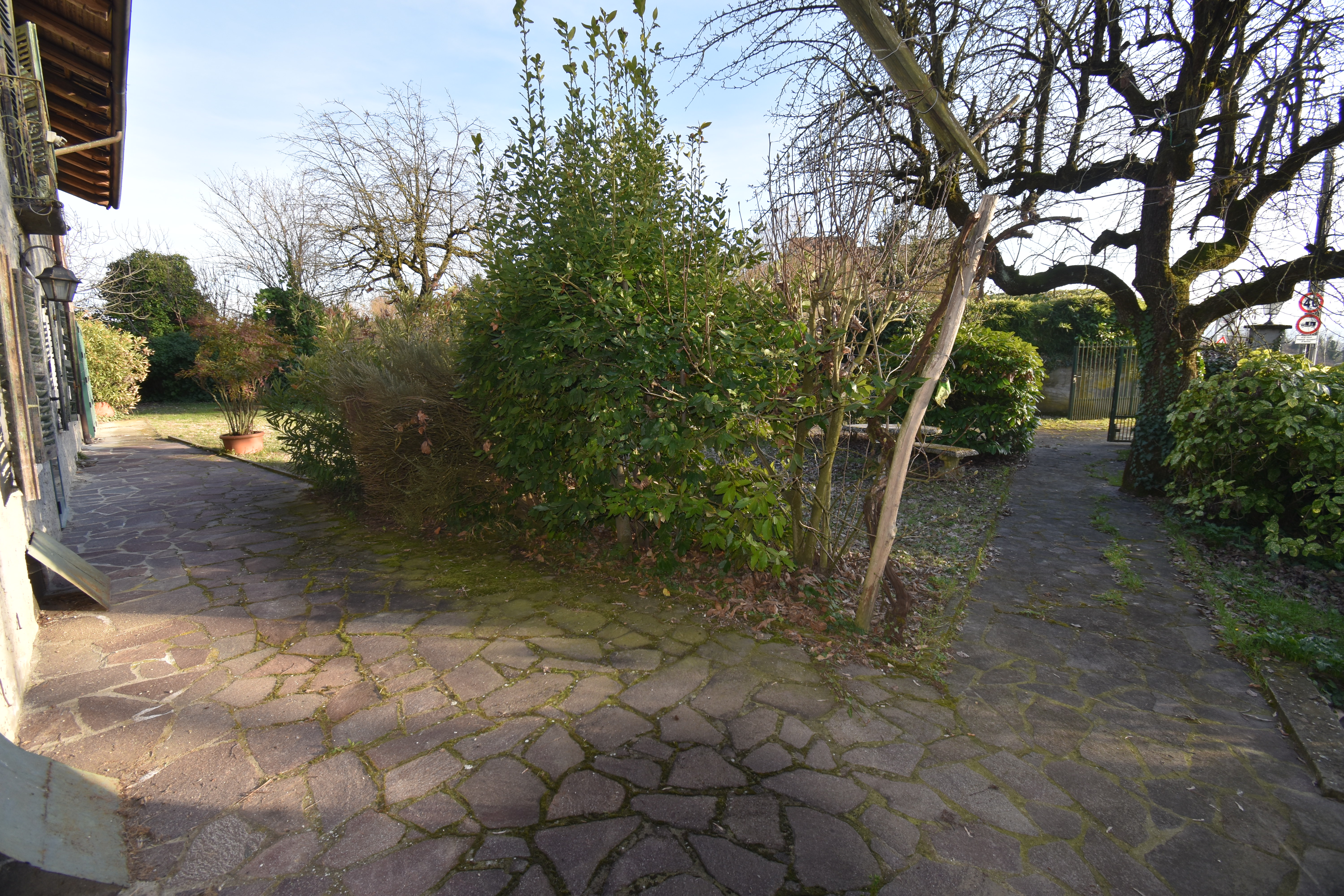 Agliano Terme, Itaalia, 10 Rooms Rooms,3 VannitoadVannitoad,Villa,Sale,1109