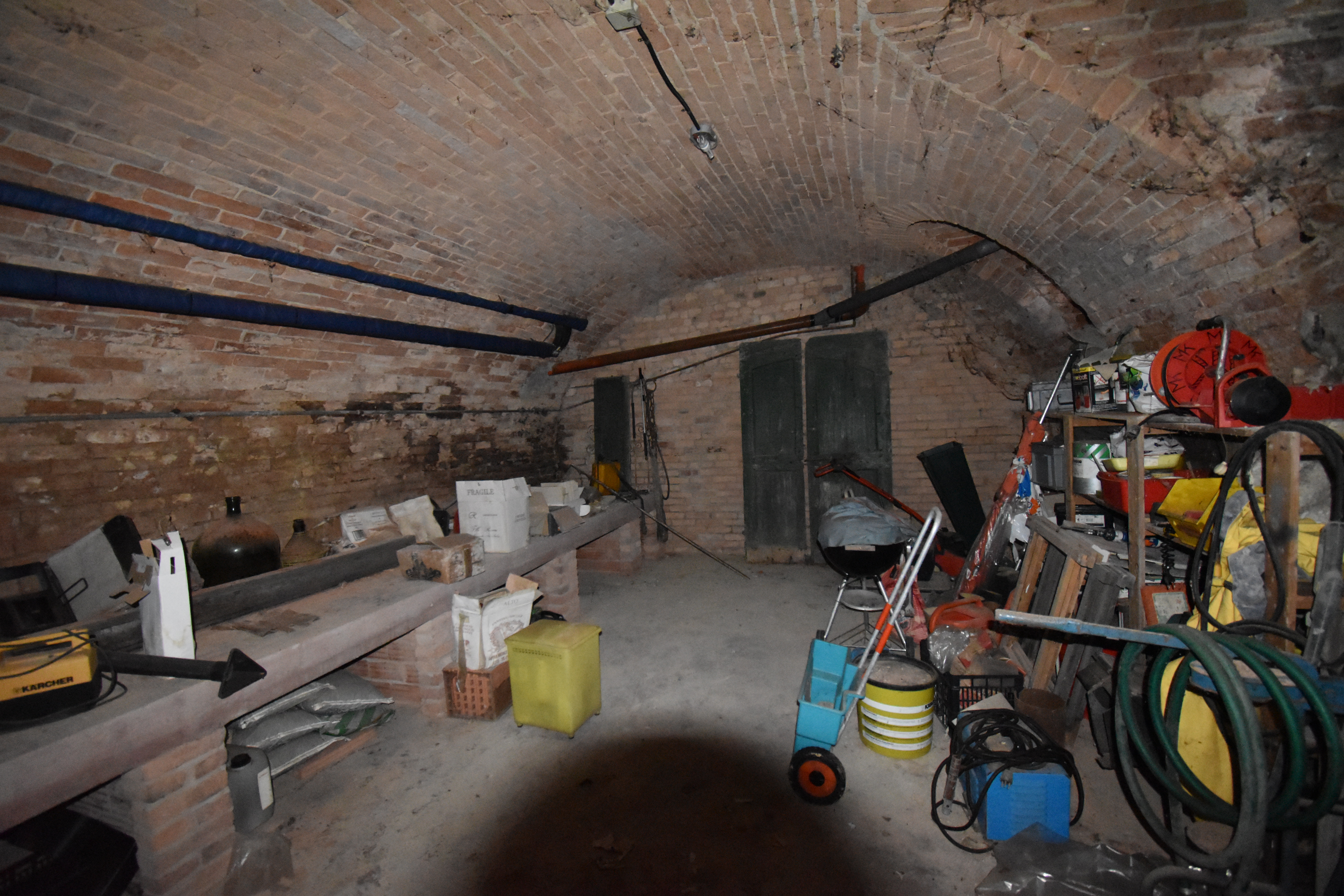 Agliano Terme, Itaalia, 10 Rooms Rooms,3 VannitoadVannitoad,Villa,Sale,1109