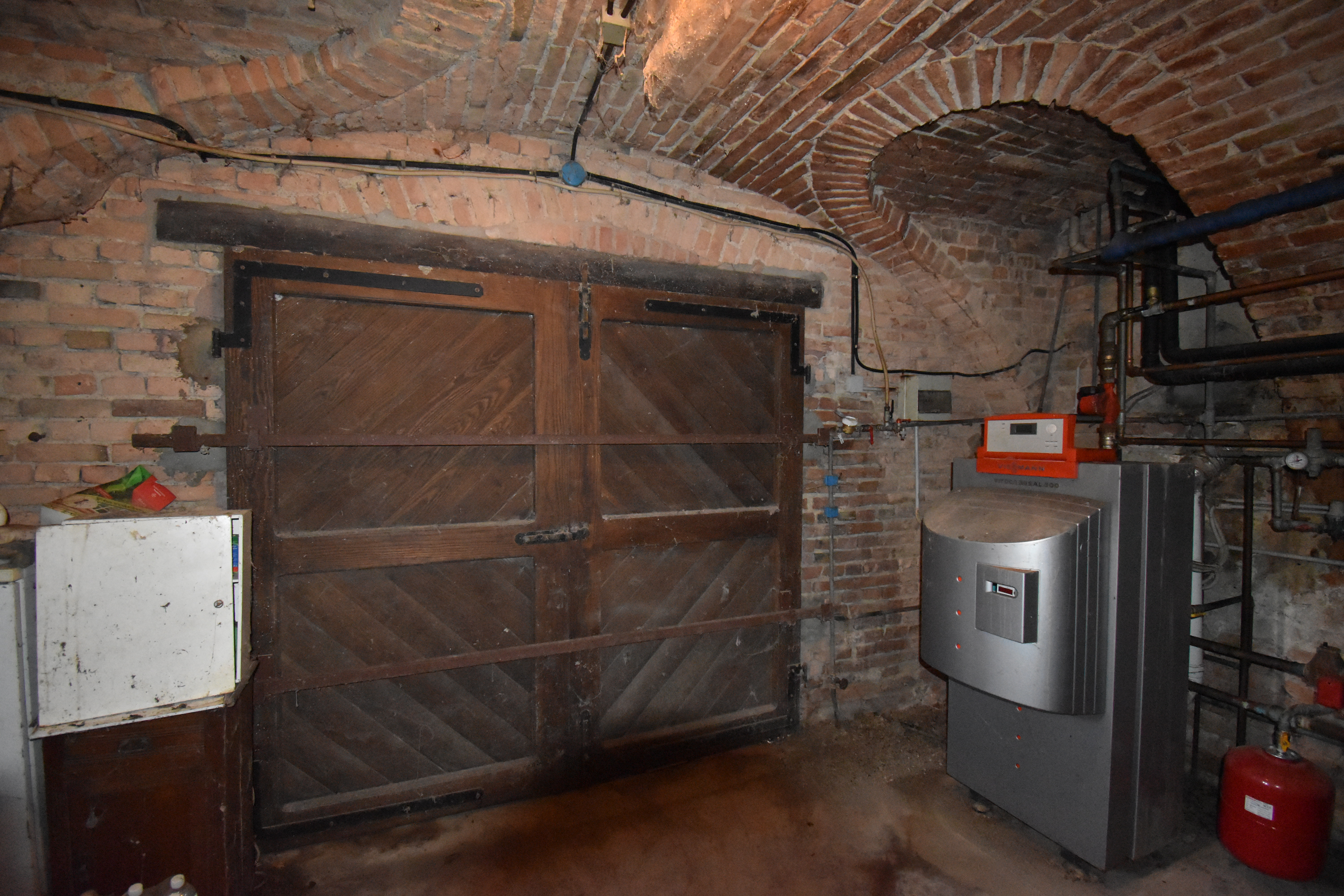 Agliano Terme, Itaalia, 10 Rooms Rooms,3 VannitoadVannitoad,Villa,Sale,1109