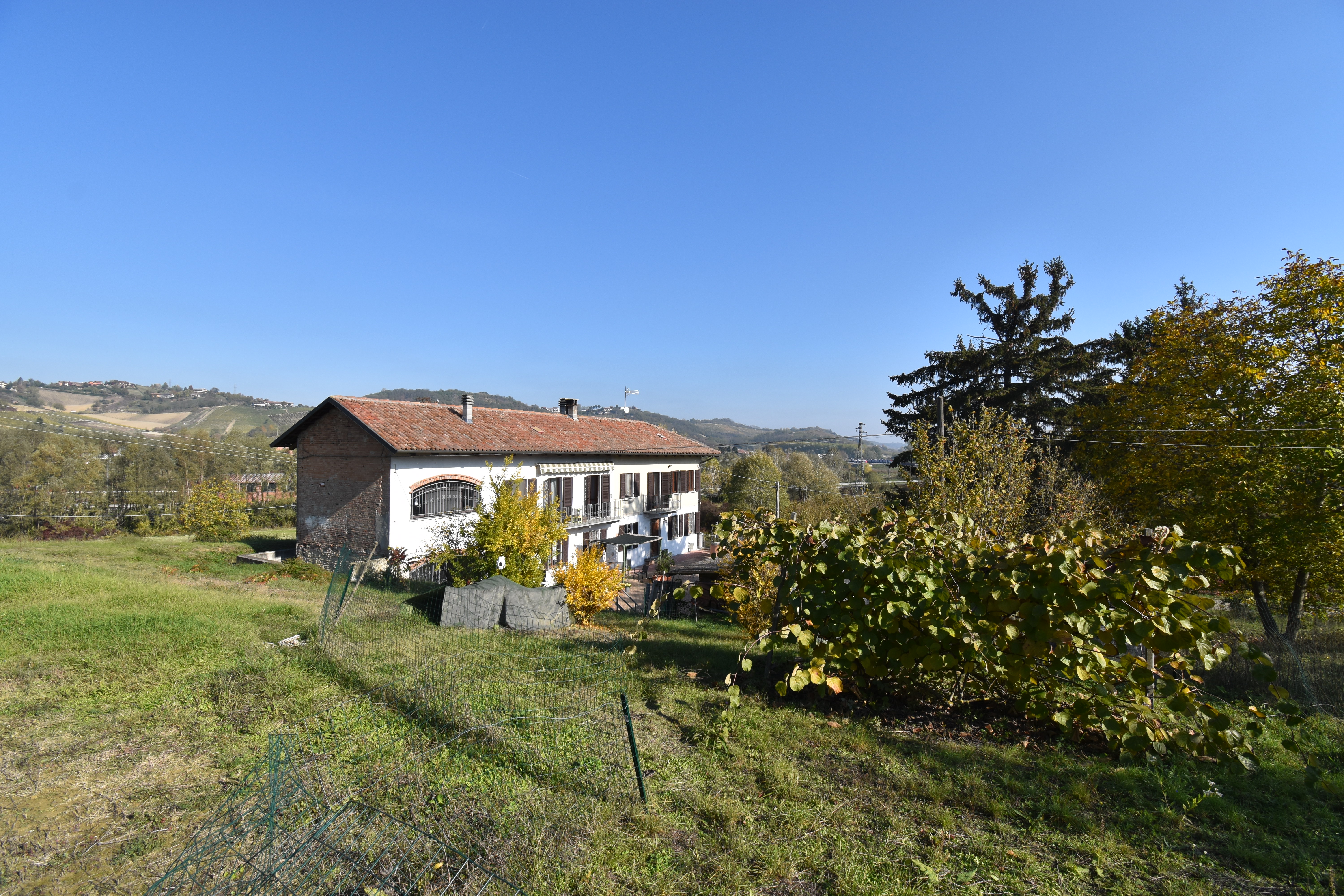 Montegrosso D´Asti, Itaalia, 5 Rooms Rooms,Villa,Sale,1112