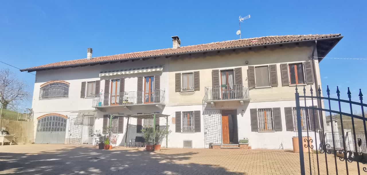 Montegrosso D´Asti, Itaalia, 5 Rooms Rooms,Villa,Sale,1112