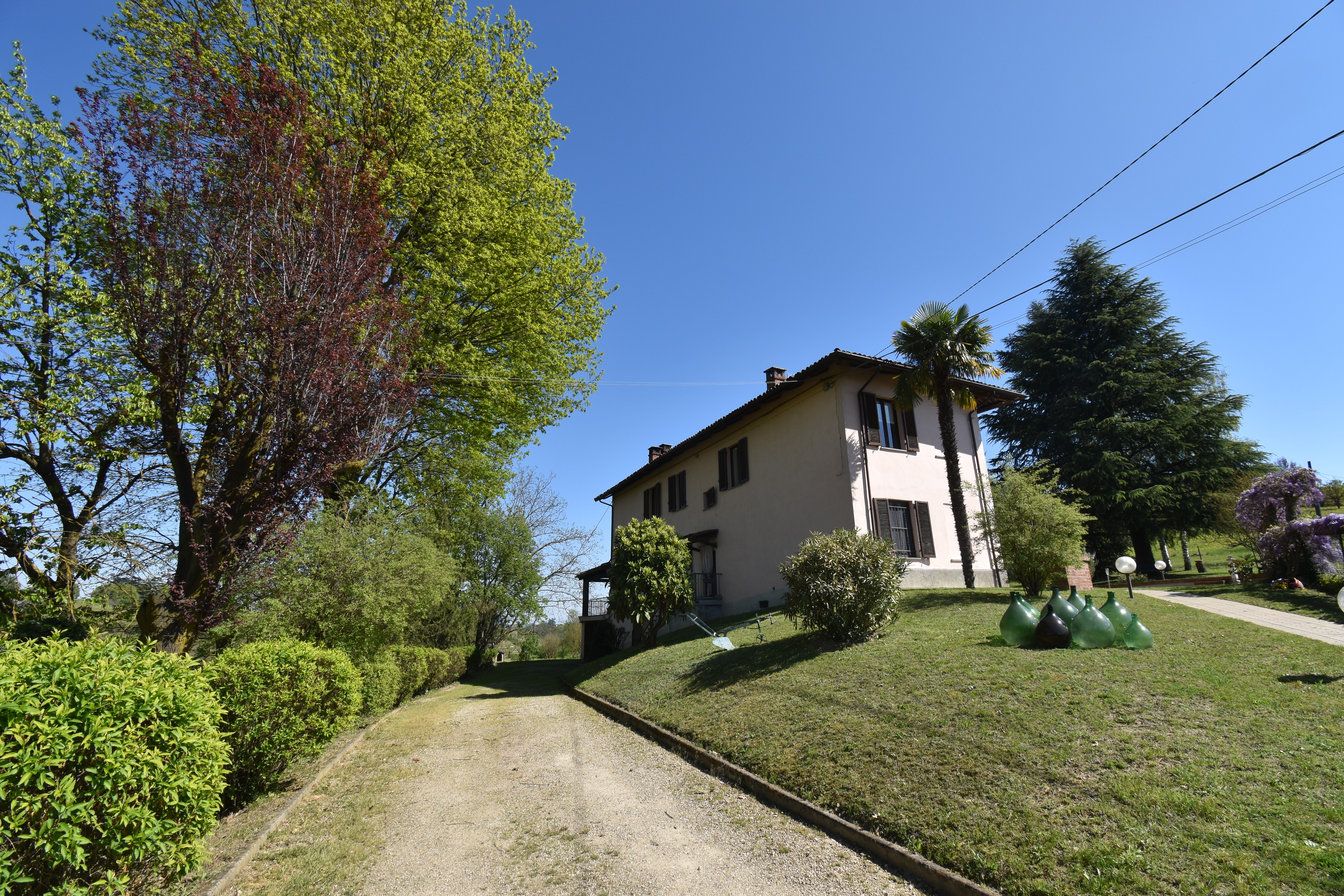 Asti, Itaalia, 5 Rooms Rooms,2 VannitoadVannitoad,Villa,Sale,1114