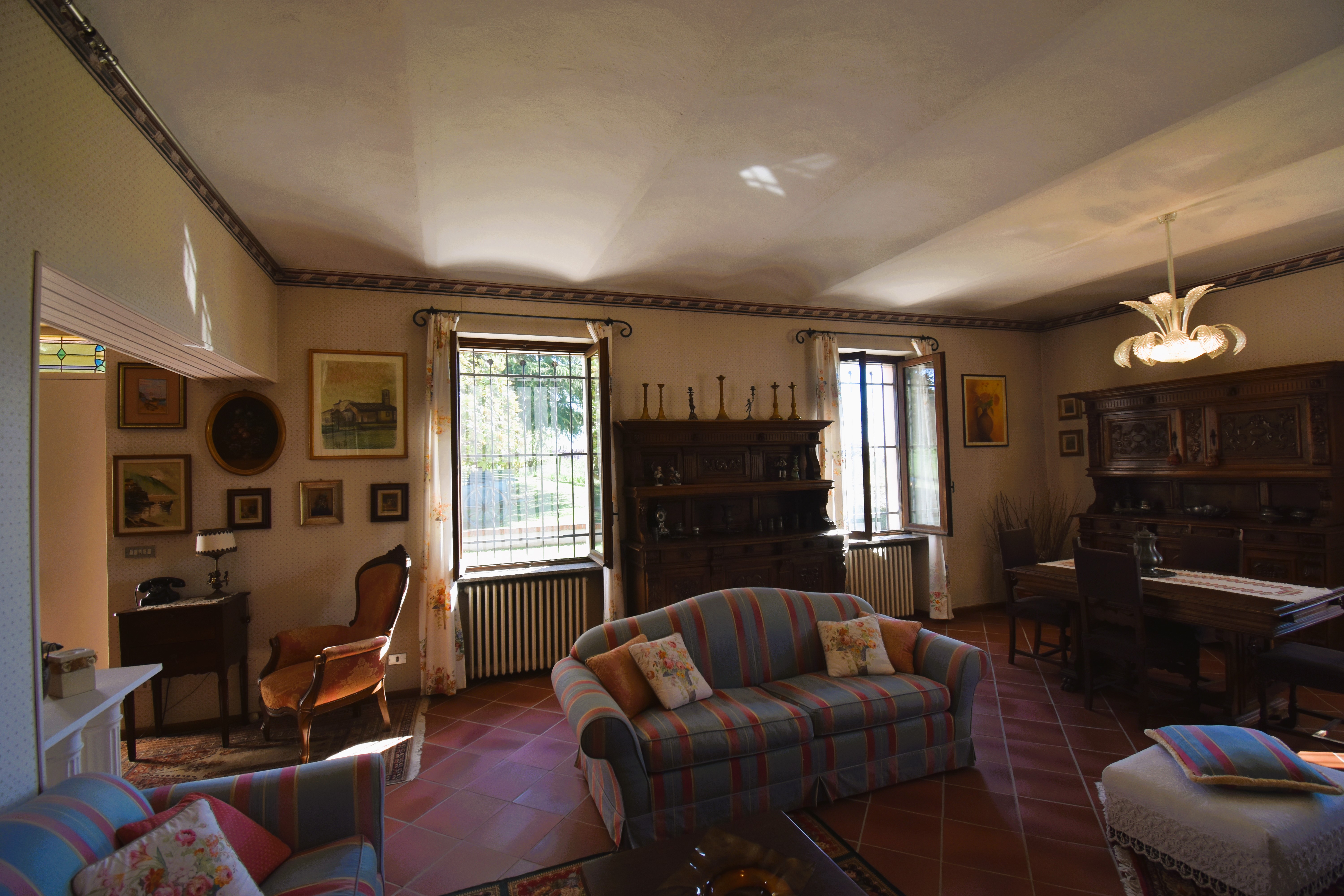 Asti, Itaalia, 5 Rooms Rooms,2 VannitoadVannitoad,Villa,Sale,1114