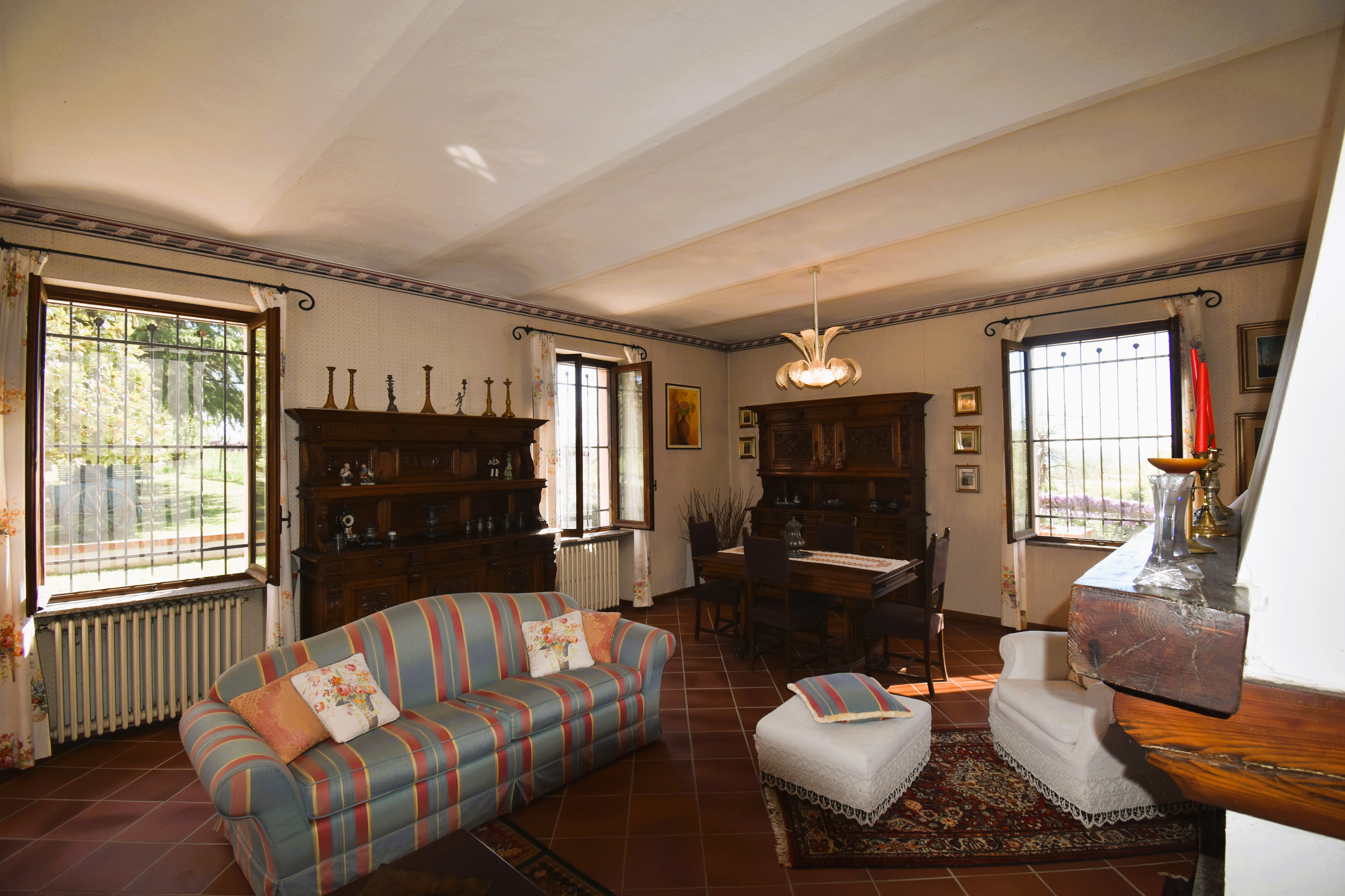 Asti, Itaalia, 5 Rooms Rooms,2 VannitoadVannitoad,Villa,Sale,1114