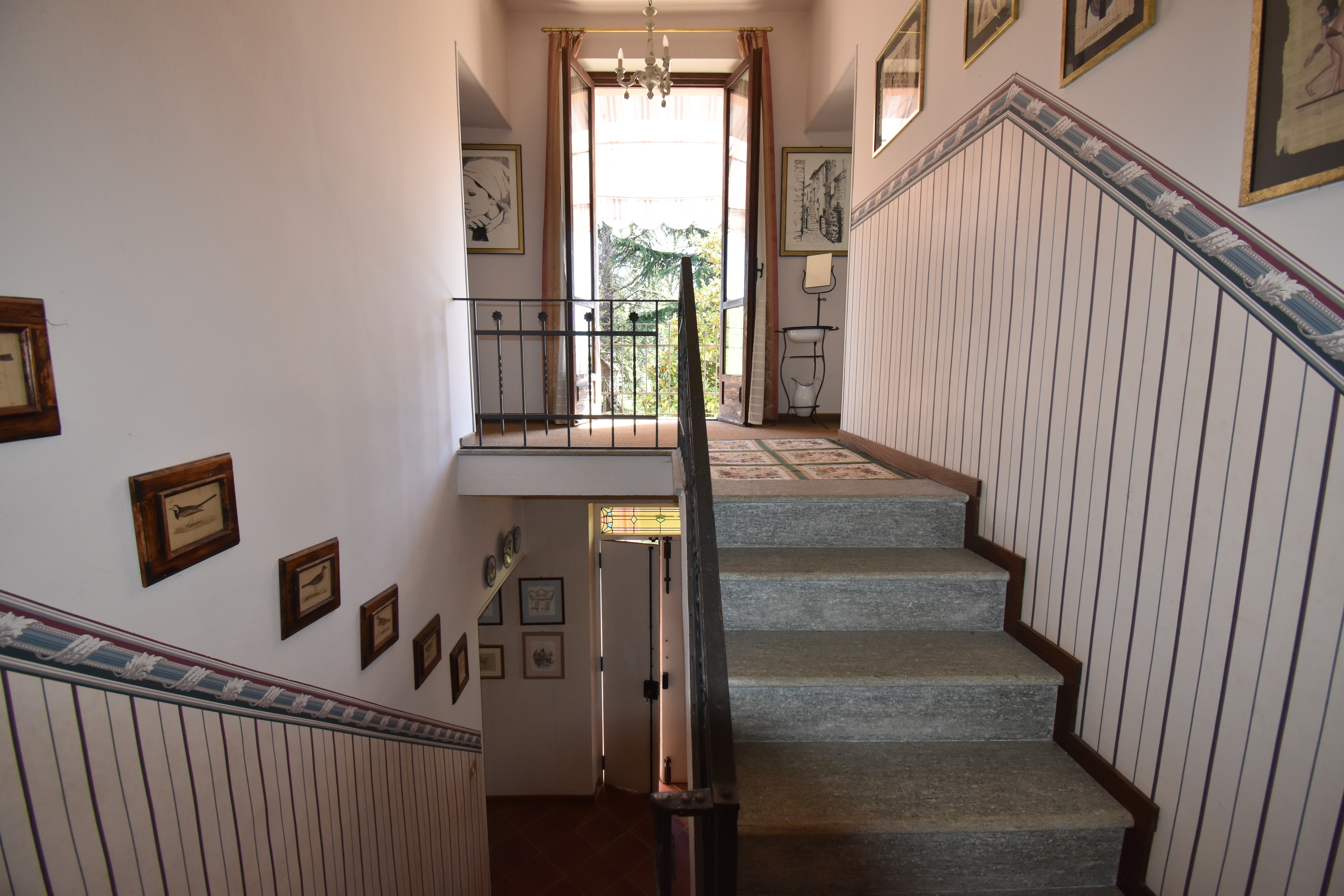 Asti, Itaalia, 5 Rooms Rooms,2 VannitoadVannitoad,Villa,Sale,1114