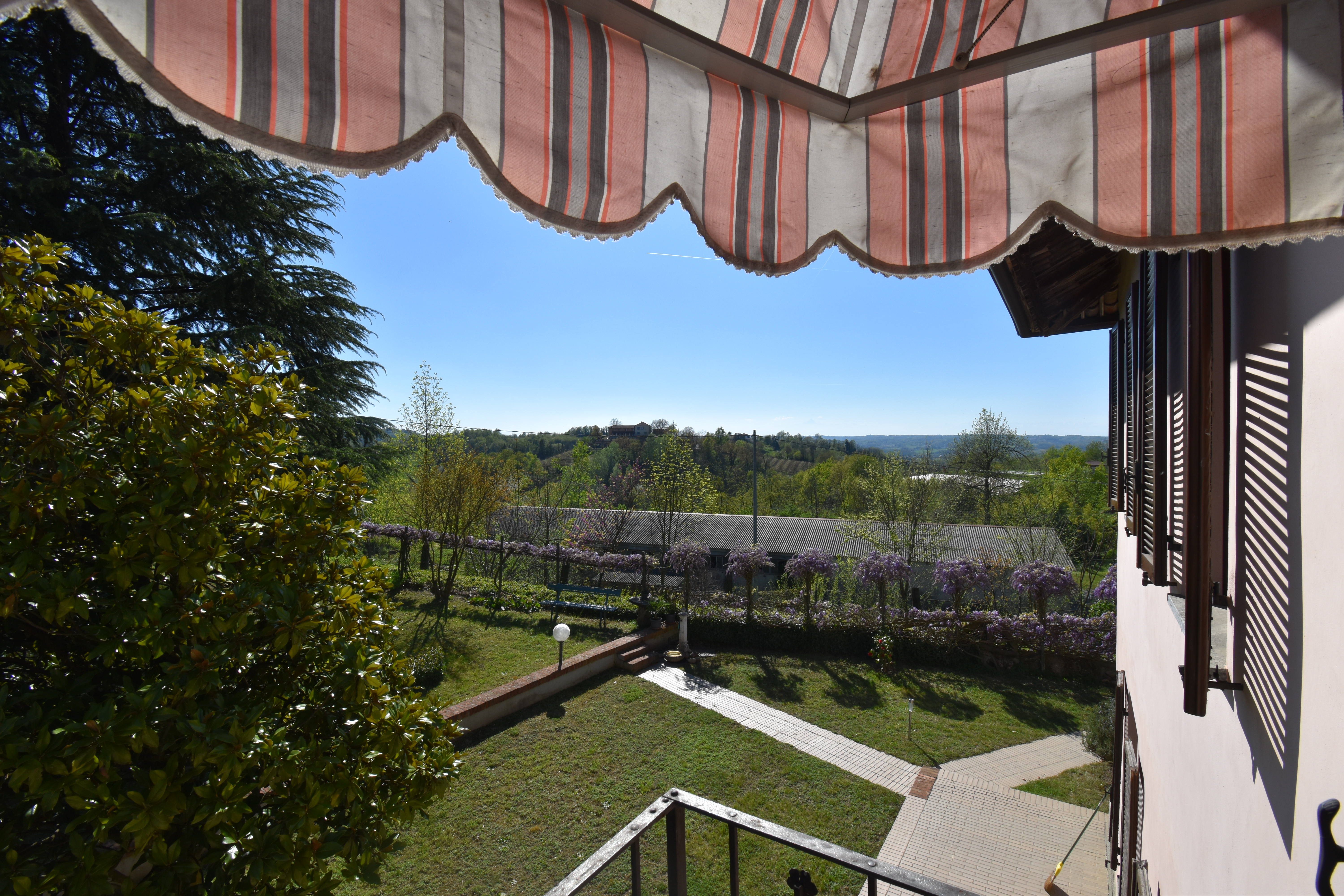 Asti, Itaalia, 5 Rooms Rooms,2 VannitoadVannitoad,Villa,Sale,1114