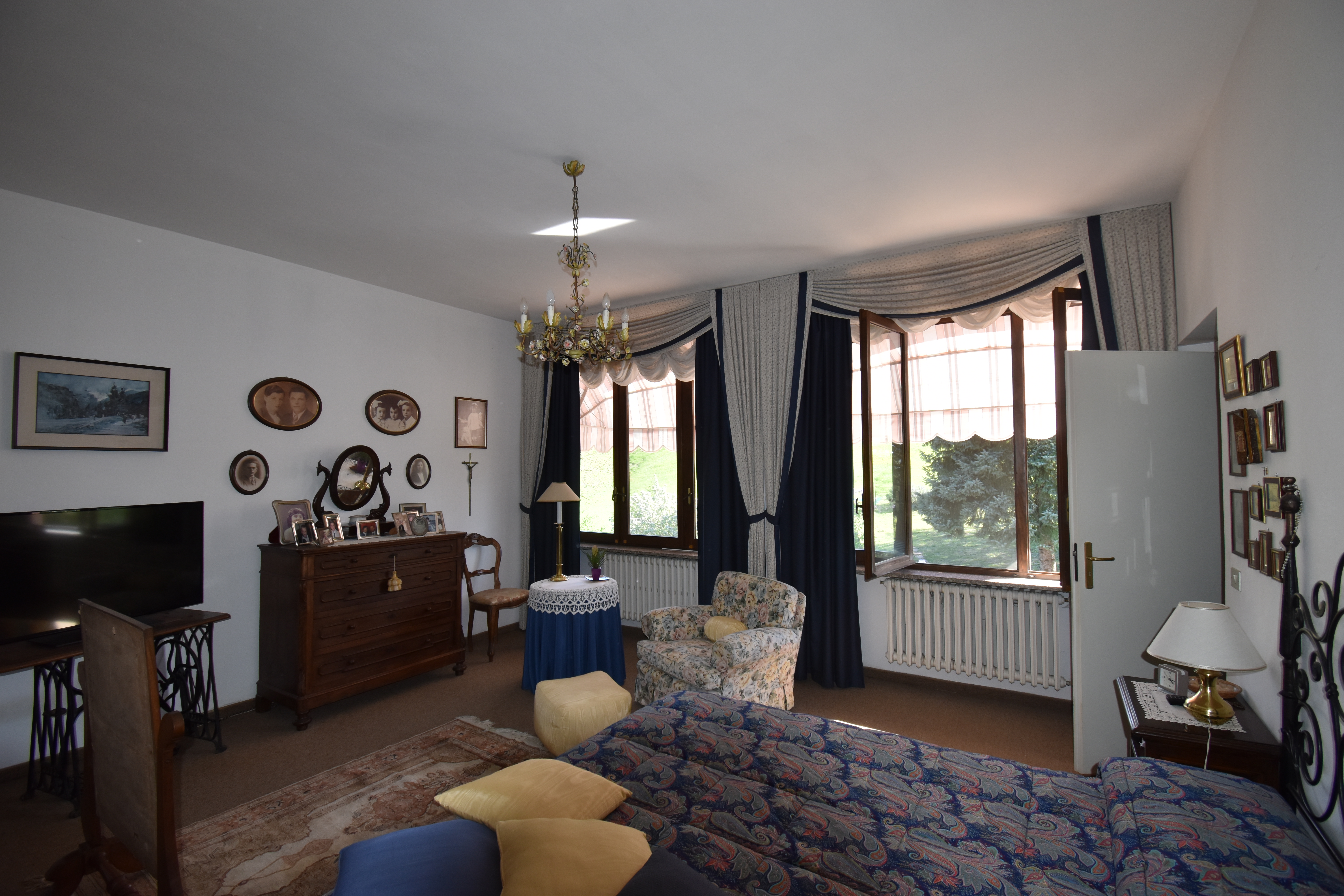 Asti, Itaalia, 5 Rooms Rooms,2 VannitoadVannitoad,Villa,Sale,1114