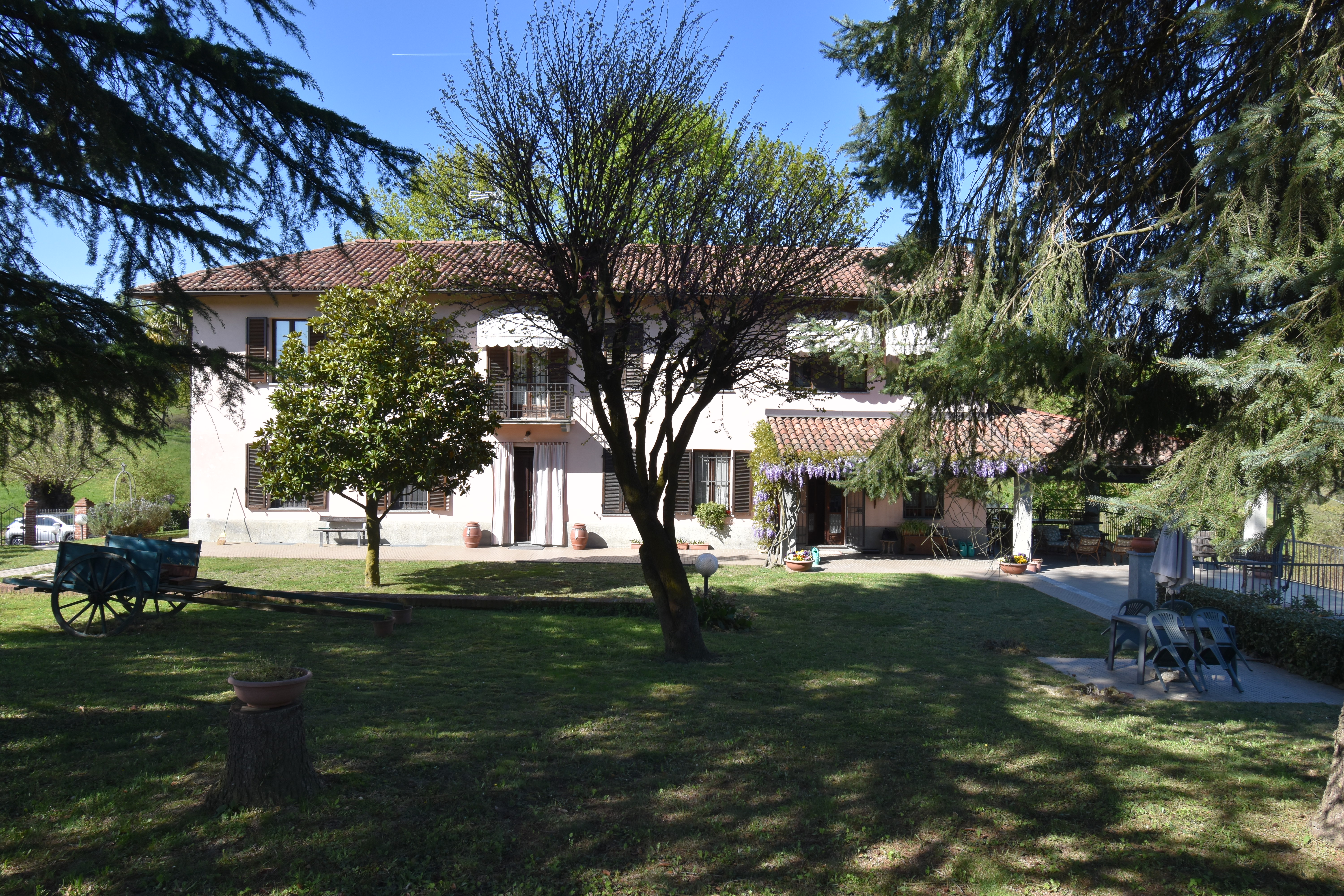 Asti, Itaalia, 5 Rooms Rooms,2 VannitoadVannitoad,Villa,Sale,1114