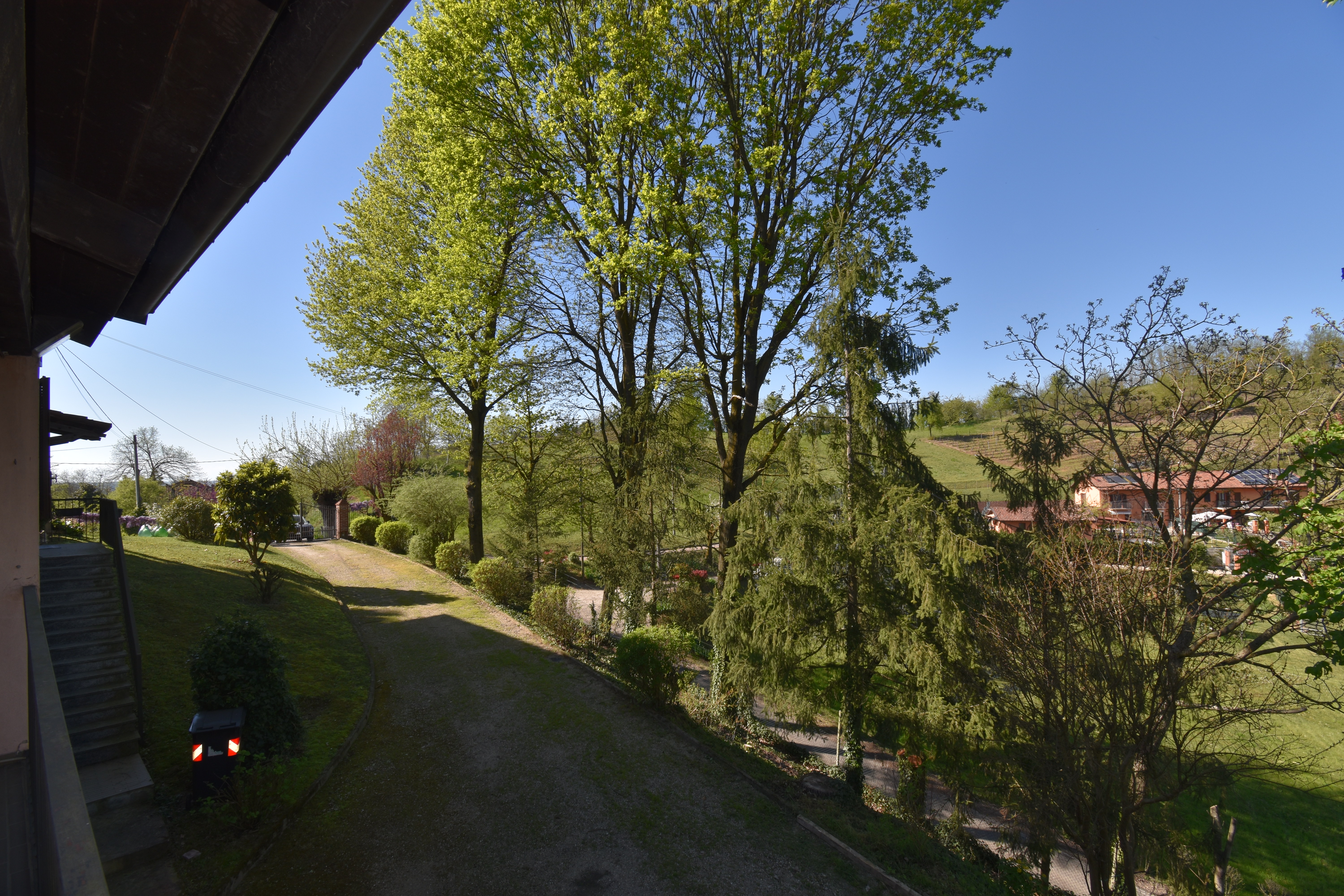 Asti, Itaalia, 5 Rooms Rooms,2 VannitoadVannitoad,Villa,Sale,1114