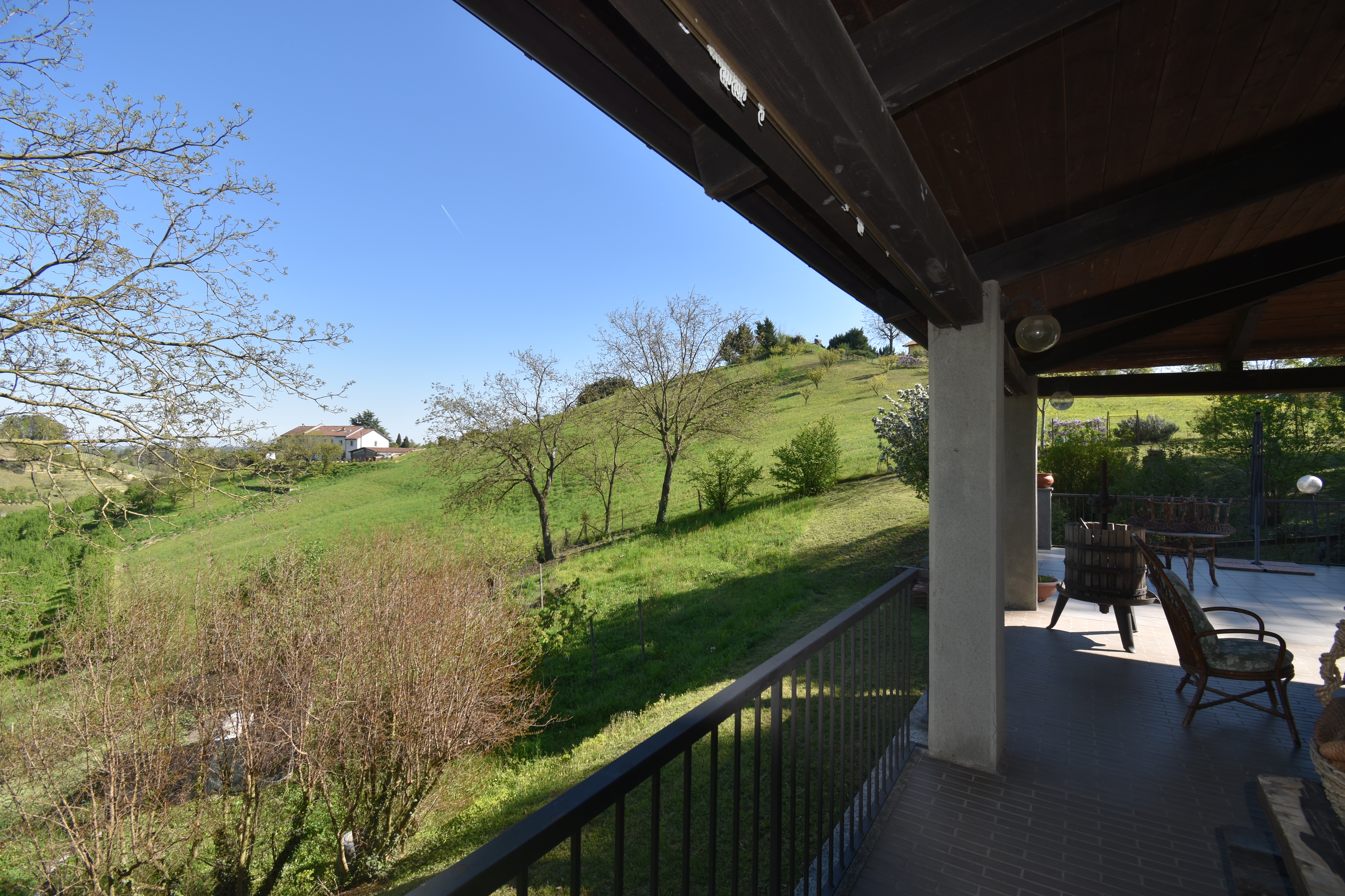 Asti, Itaalia, 5 Rooms Rooms,2 VannitoadVannitoad,Villa,Sale,1114