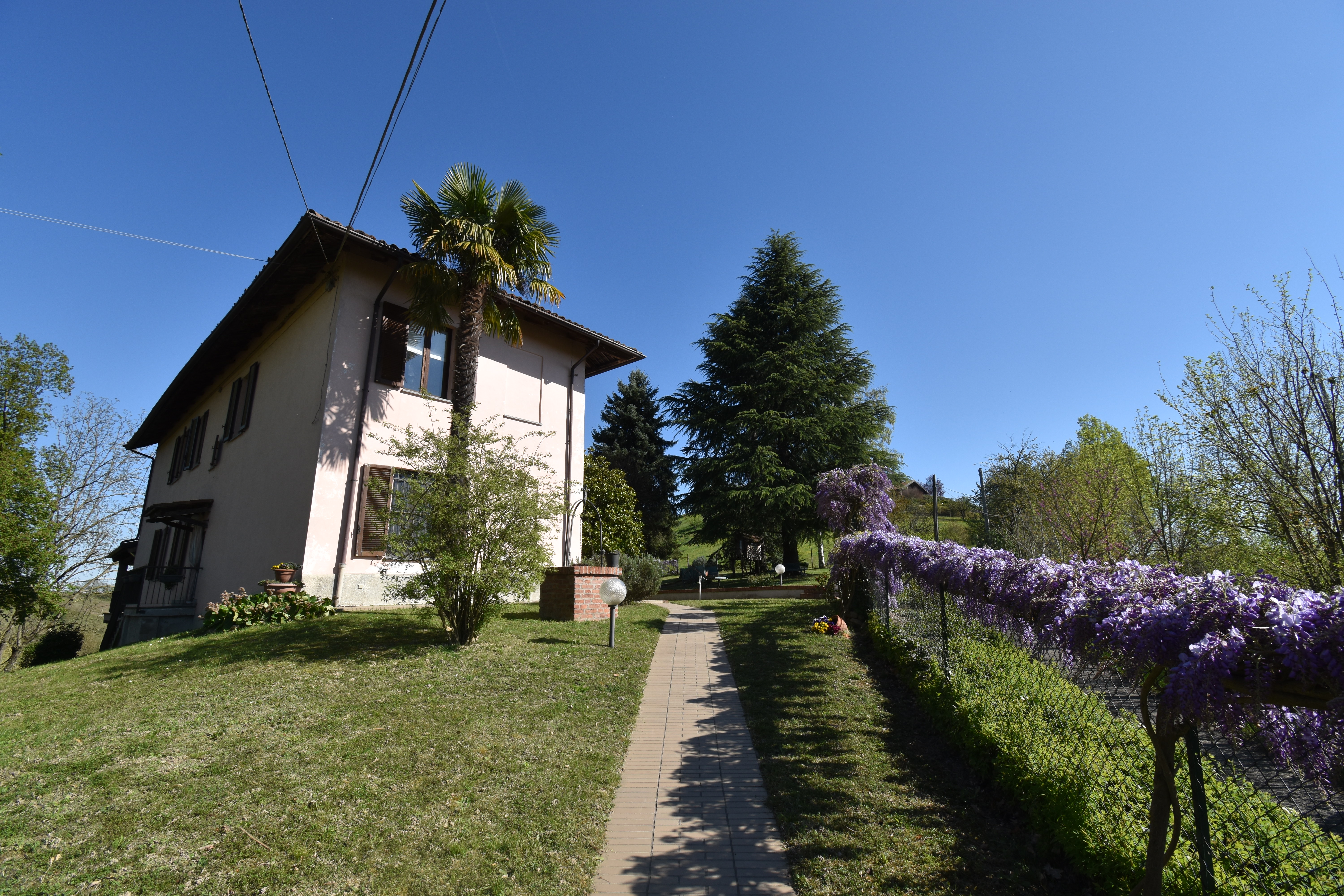 Asti, Itaalia, 5 Rooms Rooms,2 VannitoadVannitoad,Villa,Sale,1114