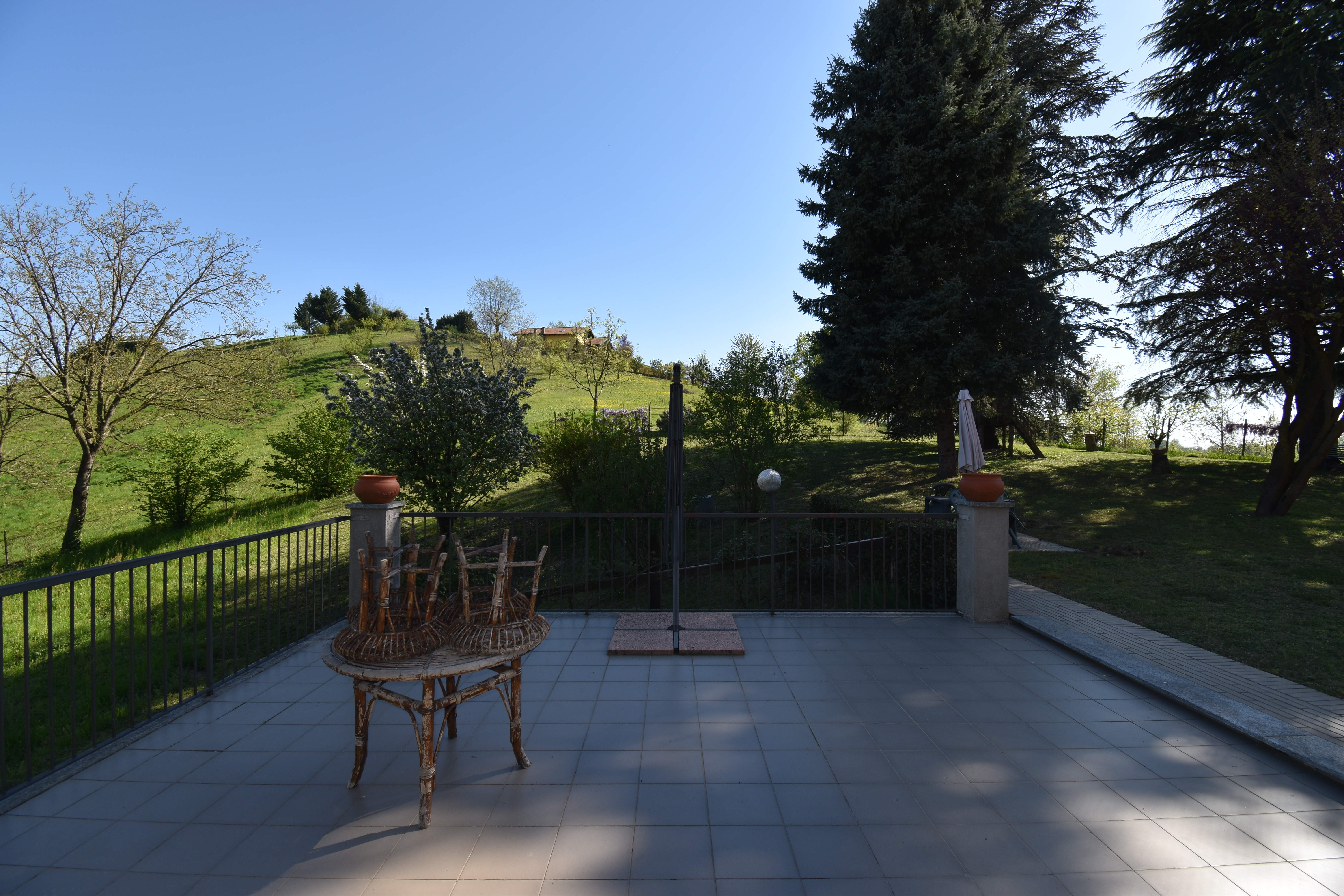 Asti, Itaalia, 5 Rooms Rooms,2 VannitoadVannitoad,Villa,Sale,1114