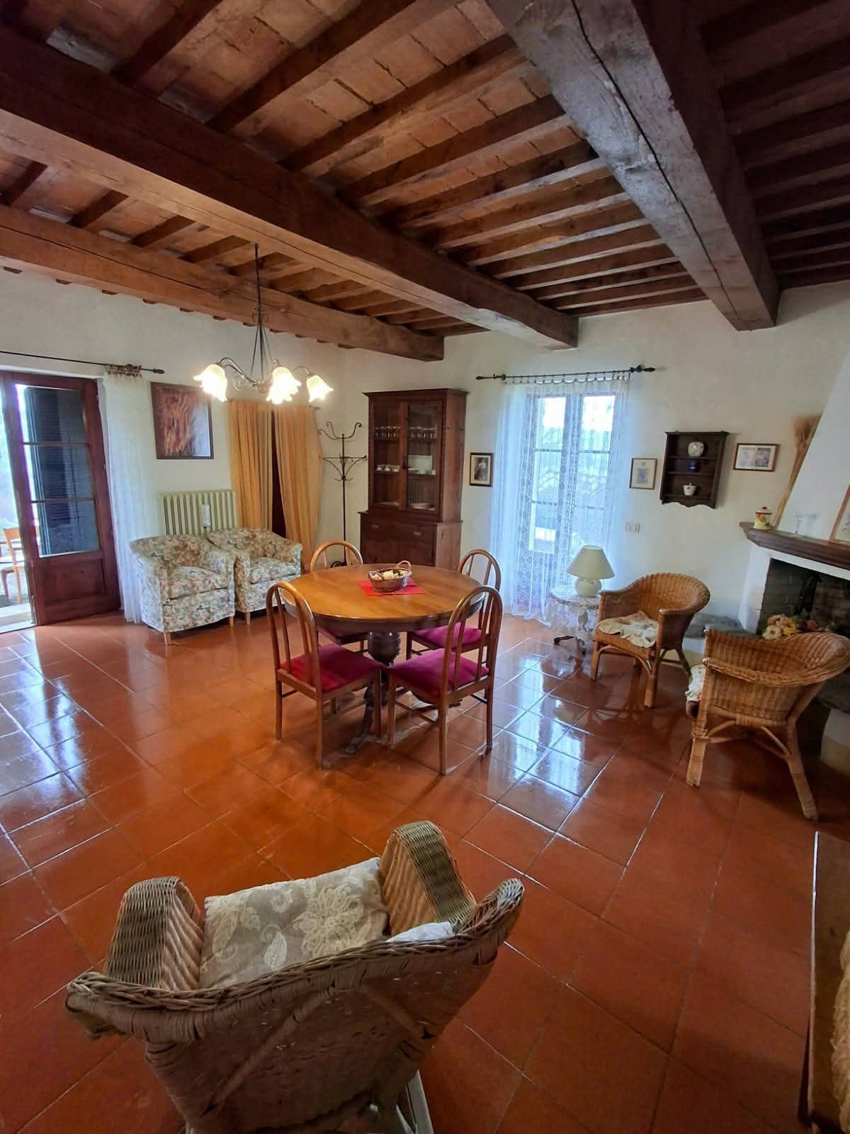 Itaalia, 3 Bedrooms Bedrooms, 7 Rooms Rooms,2 VannitoadVannitoad,Villa,Sale,1120