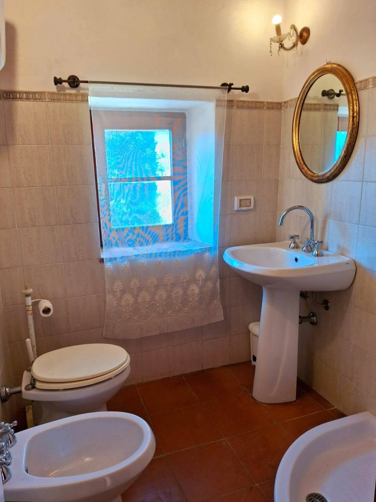 Itaalia, 3 Bedrooms Bedrooms, 7 Rooms Rooms,2 VannitoadVannitoad,Villa,Sale,1120
