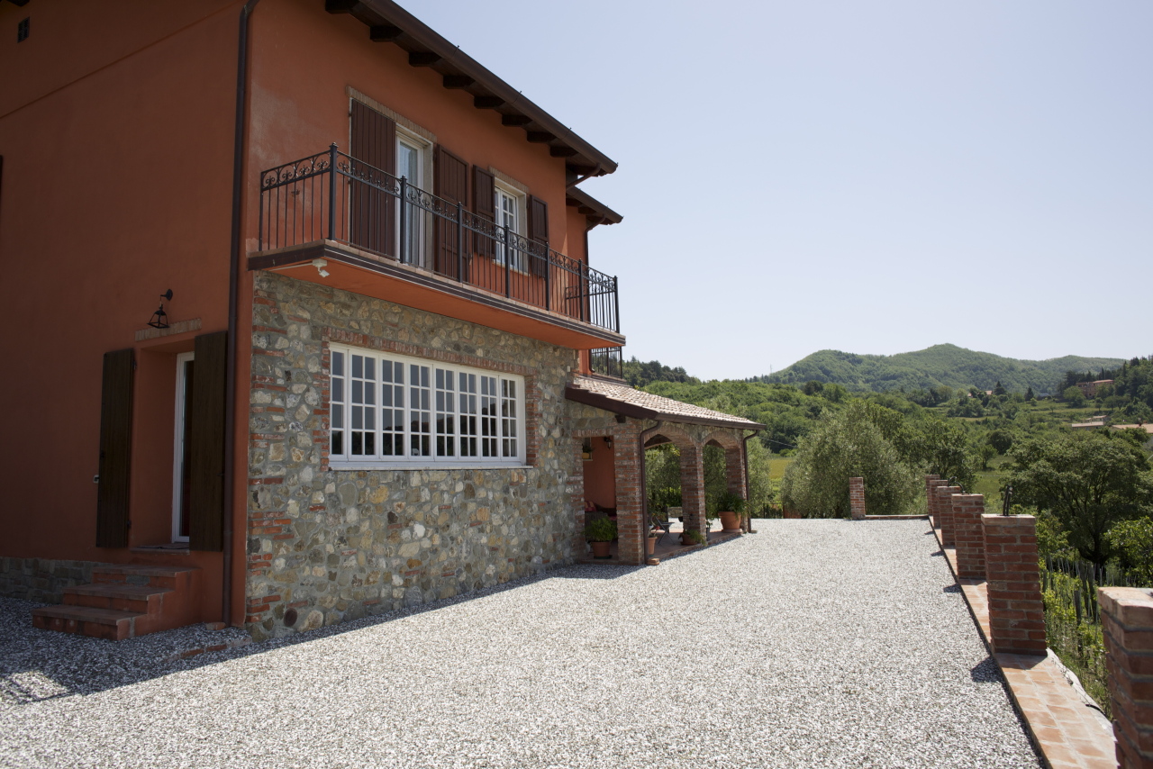 Fosdinovo, Itaalia, 4 Bedrooms Bedrooms, 6 Rooms Rooms,3 VannitoadVannitoad,Villa,Sale,1121