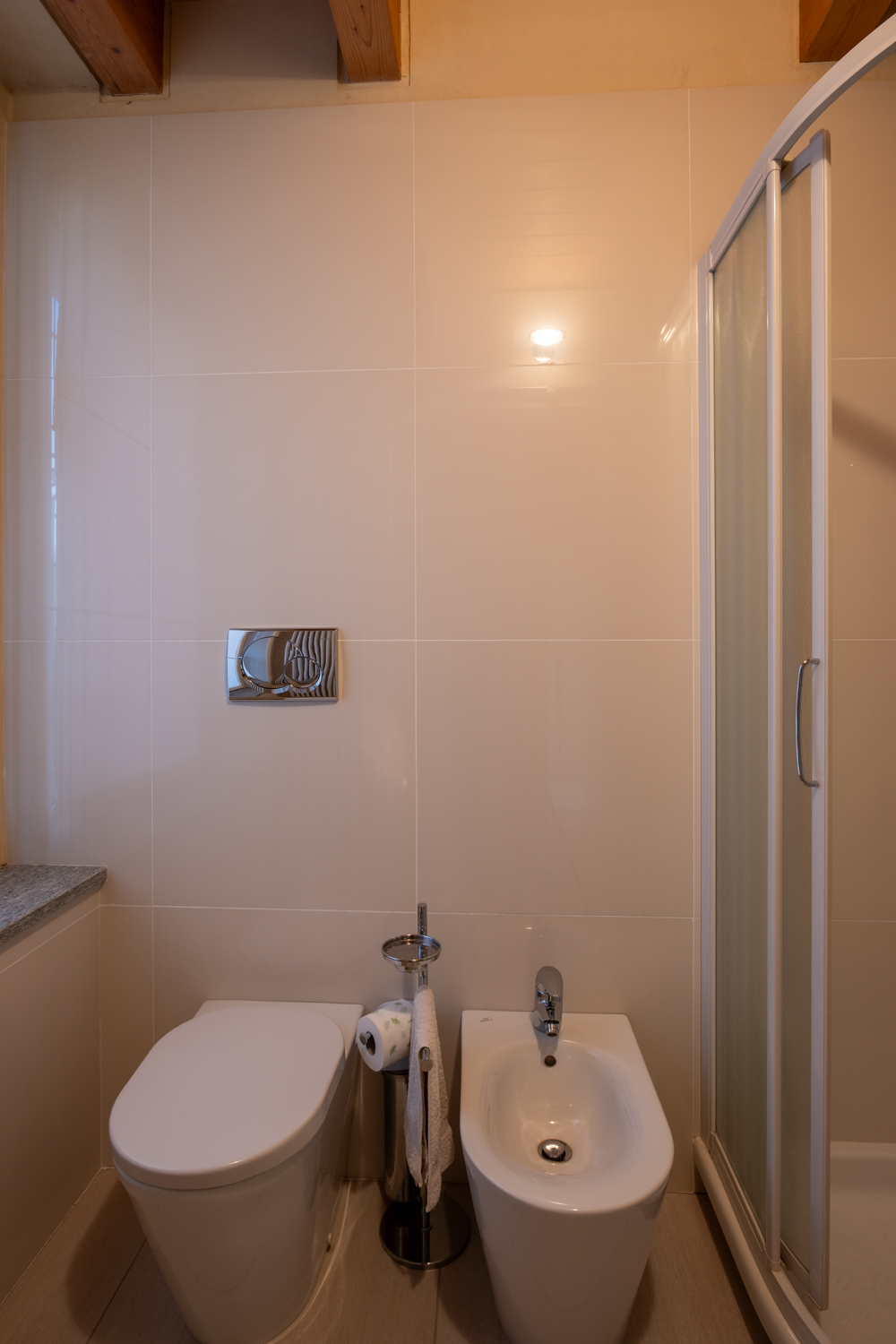 Azzano d'Asti, Itaalia, 6 Bedrooms Bedrooms, 13 Rooms Rooms,5 VannitoadVannitoad,Villa,Sale,1122
