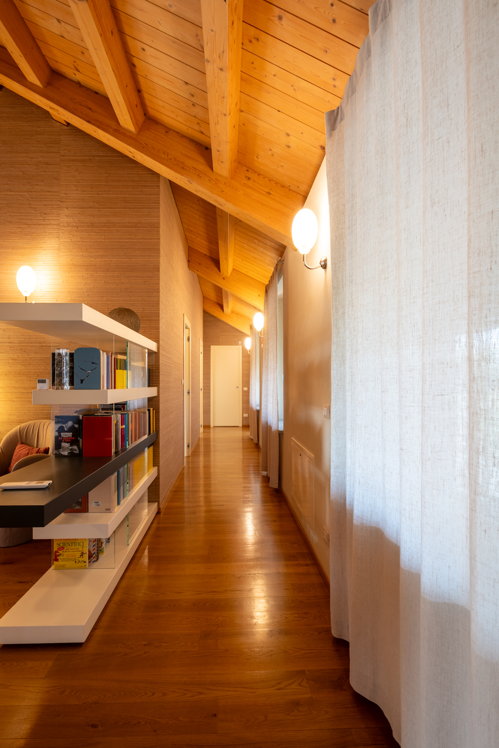 Azzano d'Asti, Itaalia, 6 Bedrooms Bedrooms, 13 Rooms Rooms,5 VannitoadVannitoad,Villa,Sale,1122