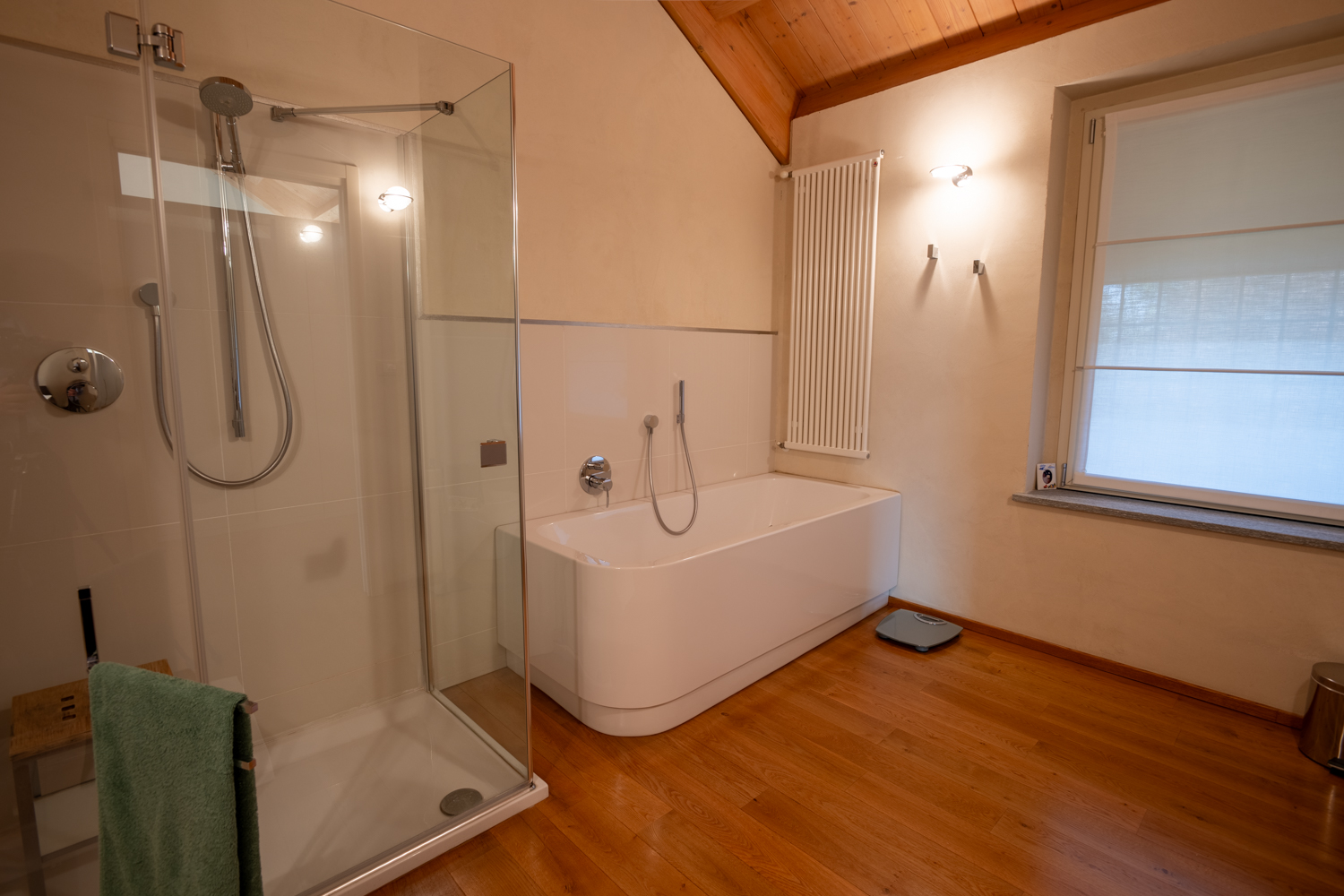 Azzano d'Asti, Itaalia, 6 Bedrooms Bedrooms, 13 Rooms Rooms,5 VannitoadVannitoad,Villa,Sale,1122