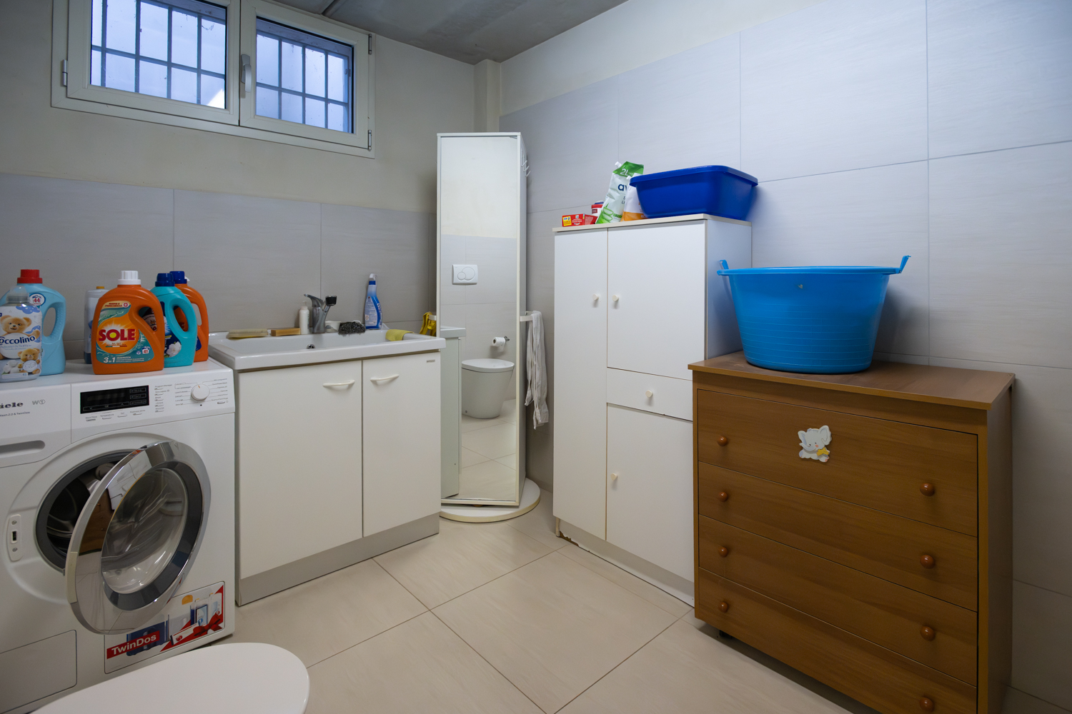 Azzano d'Asti, Itaalia, 6 Bedrooms Bedrooms, 13 Rooms Rooms,5 VannitoadVannitoad,Villa,Sale,1122