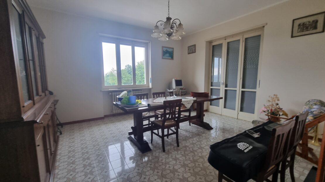 Cravanzana, Itaalia, 2 Bedrooms Bedrooms, 10 Rooms Rooms,2 BathroomsBathrooms,Villa,Müük,1010