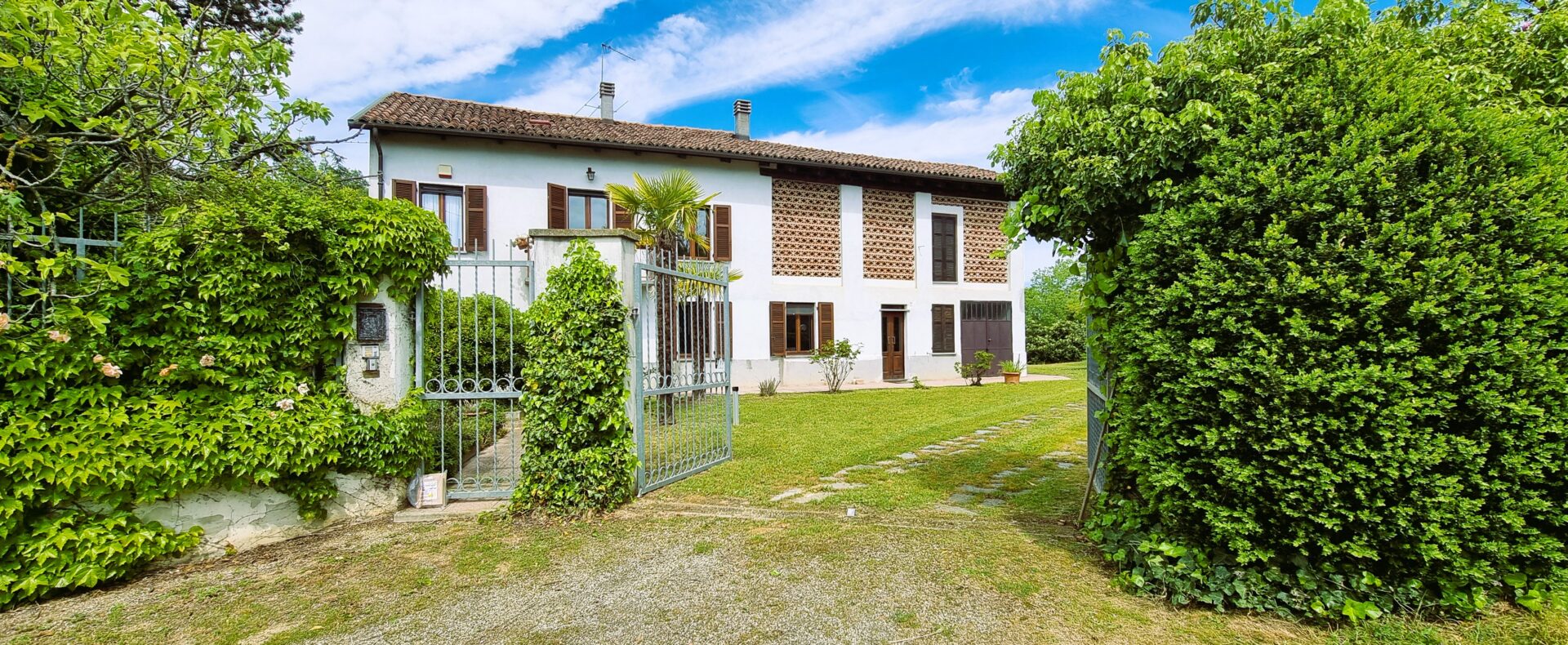 Mombercelli, Itaalia, 4 Bedrooms Bedrooms, 10 Rooms Rooms,4 VannitoadVannitoad,Villa,Sale,1011