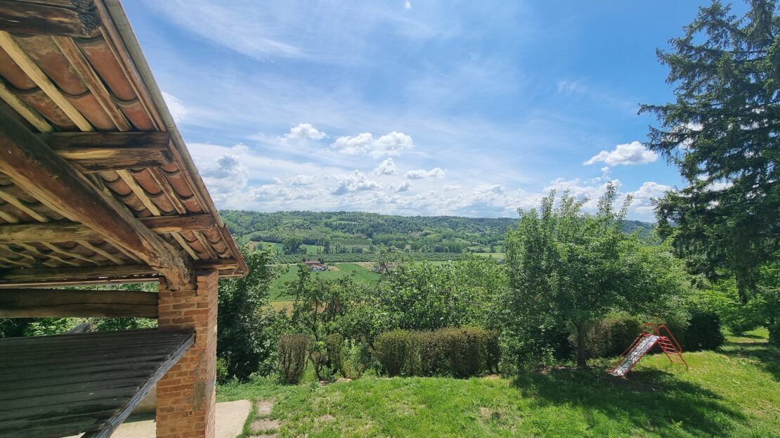 Nizza Monferrato, Itaalia, 4 Bedrooms Bedrooms, 10 Rooms Rooms,1 VannitubaVannitoad,Villa,Sale,1014