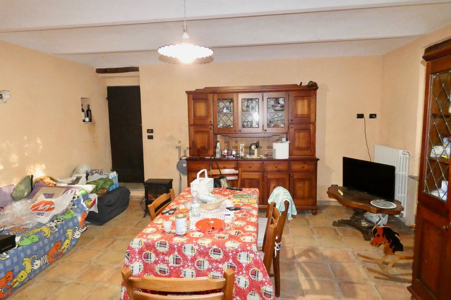 Calosso d'Asti, Itaalia, 4 Bedrooms Bedrooms, 9 Rooms Rooms,1 VannitubaVannitoad,Villa,Sale,1016